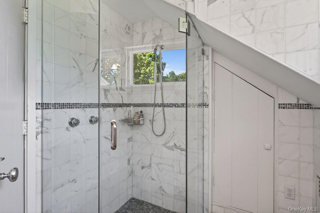 51 Pinesbridge Road – For Sale photo 33