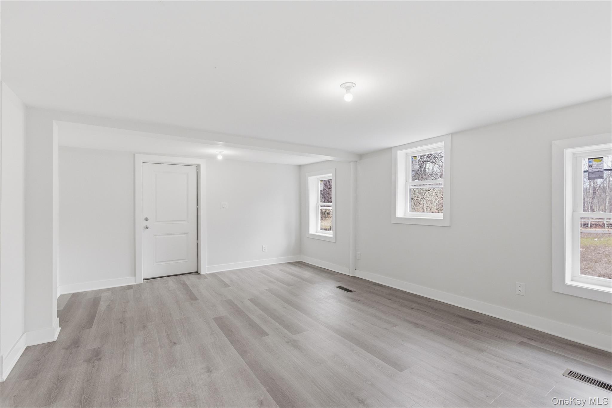 36 North Street – For Sale photo 8