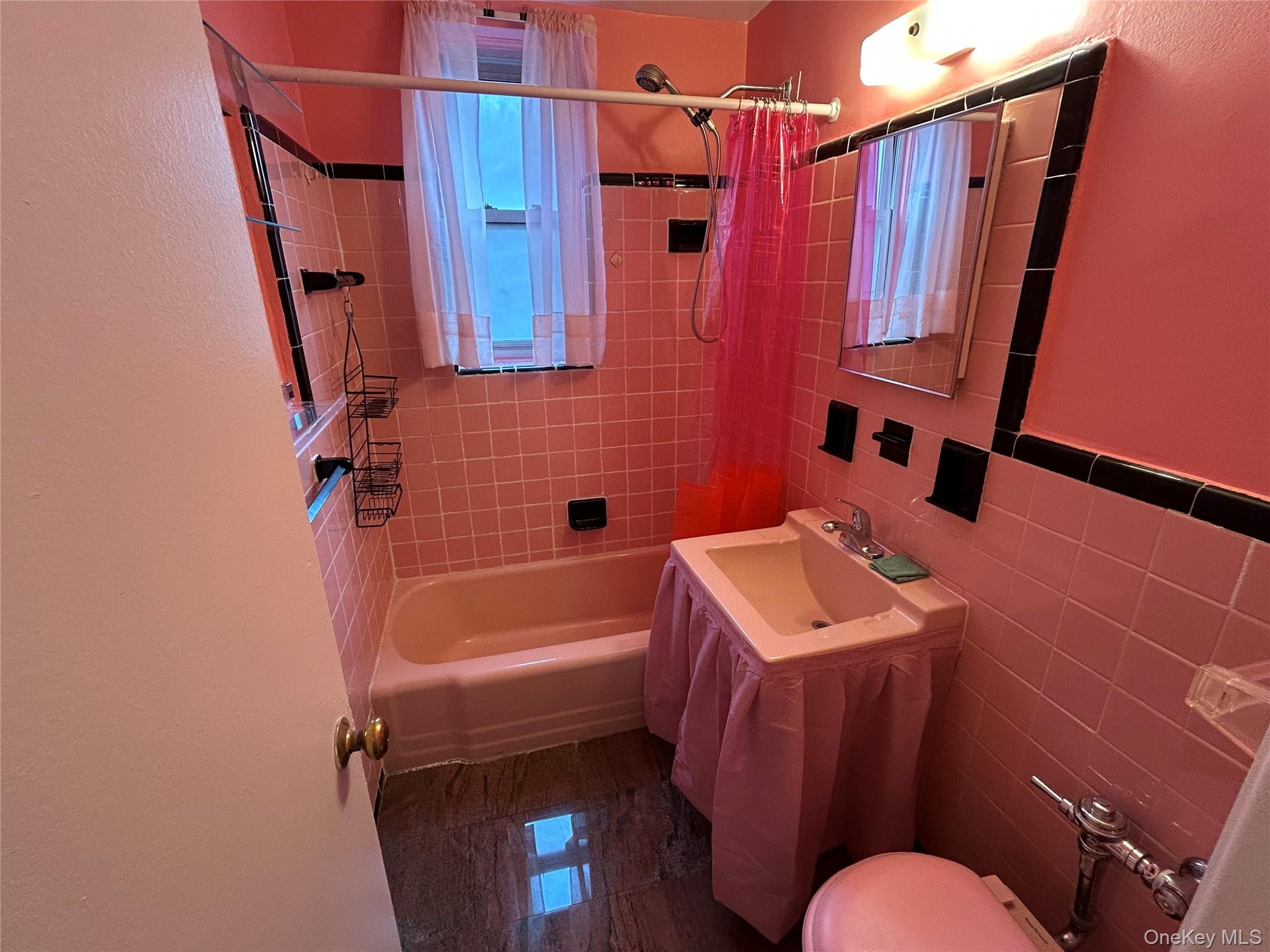 365 Bronx River Road, Unit 3J photo 13