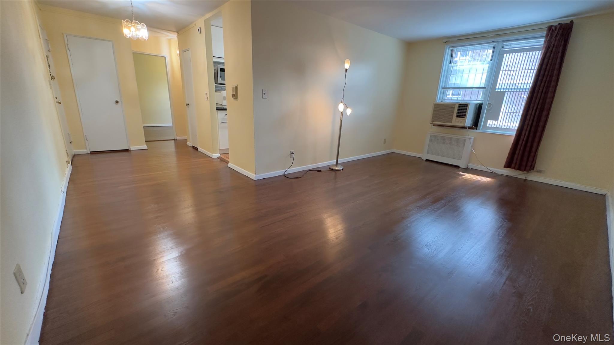 365 Bronx River Road, Unit 3J photo 4