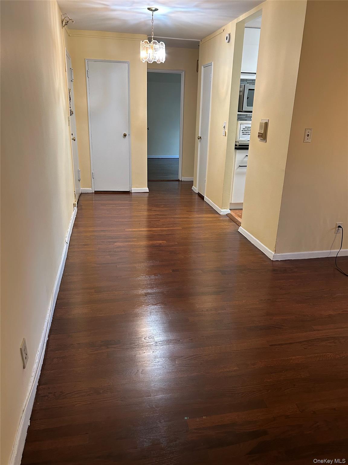 365 Bronx River Road, Unit 3J photo 3