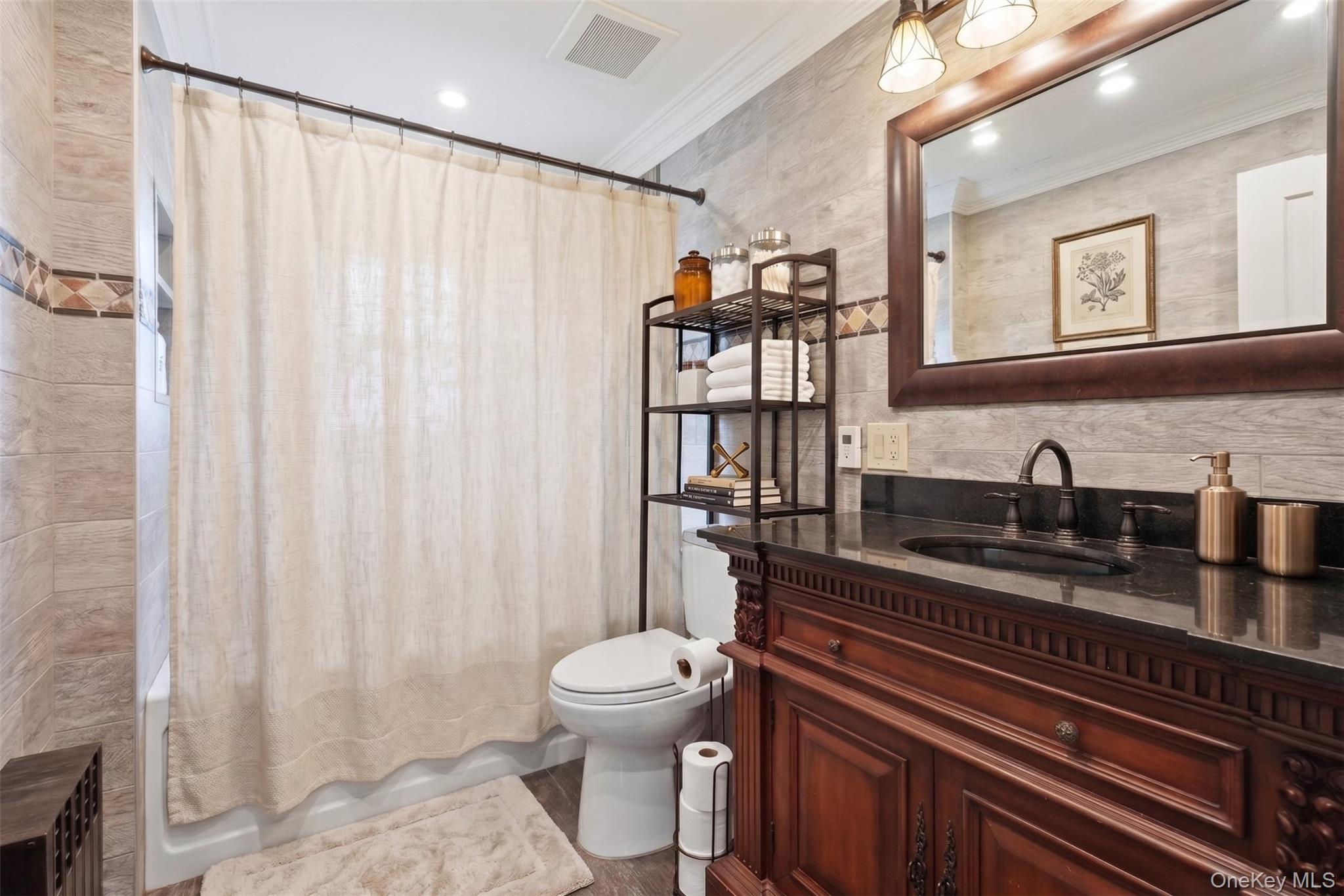 2913 Davis Street – For Sale photo 10