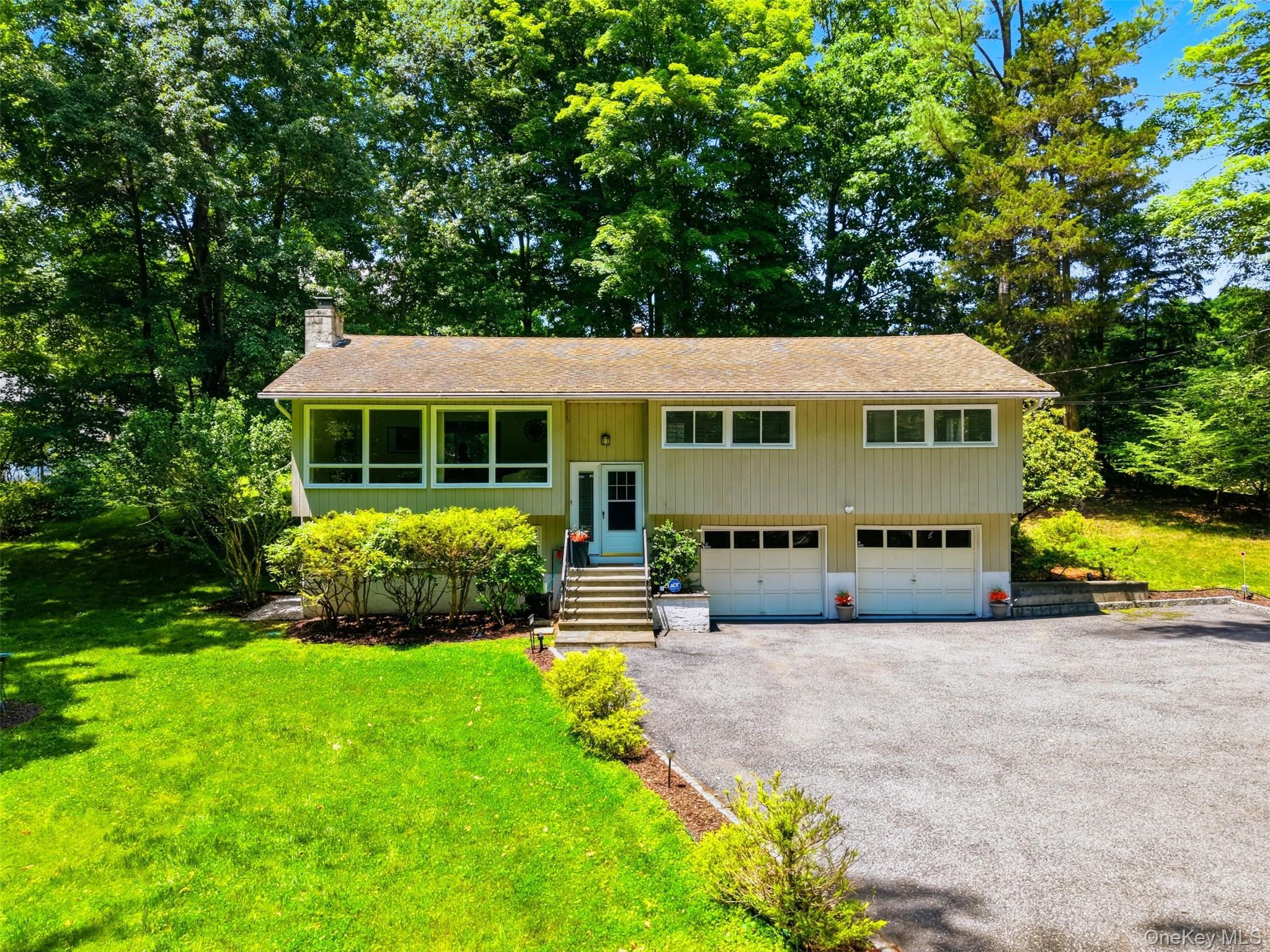 370 Furnace Dock Road – For Sale