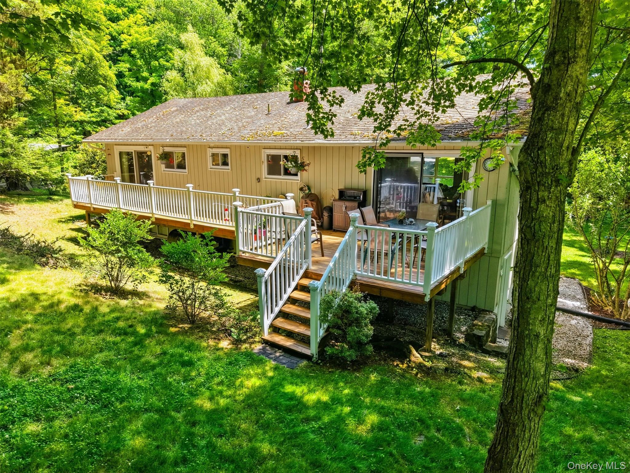 370 Furnace Dock Road – For Sale photo 4