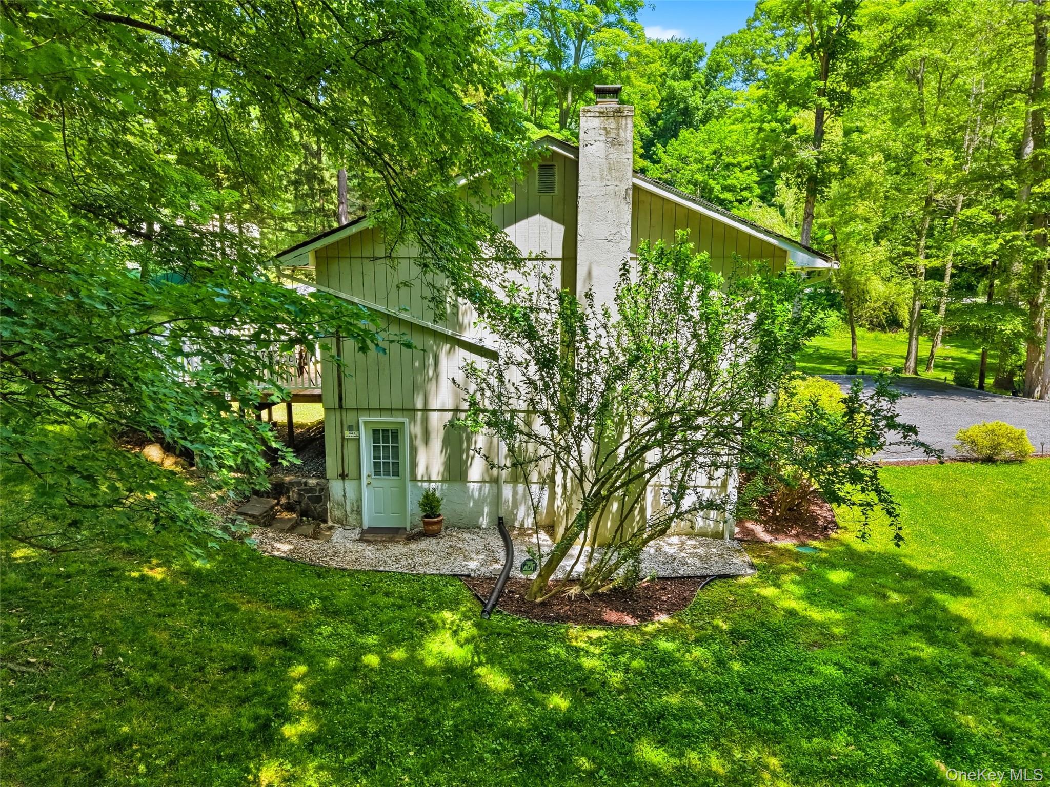370 Furnace Dock Road – For Sale photo 5