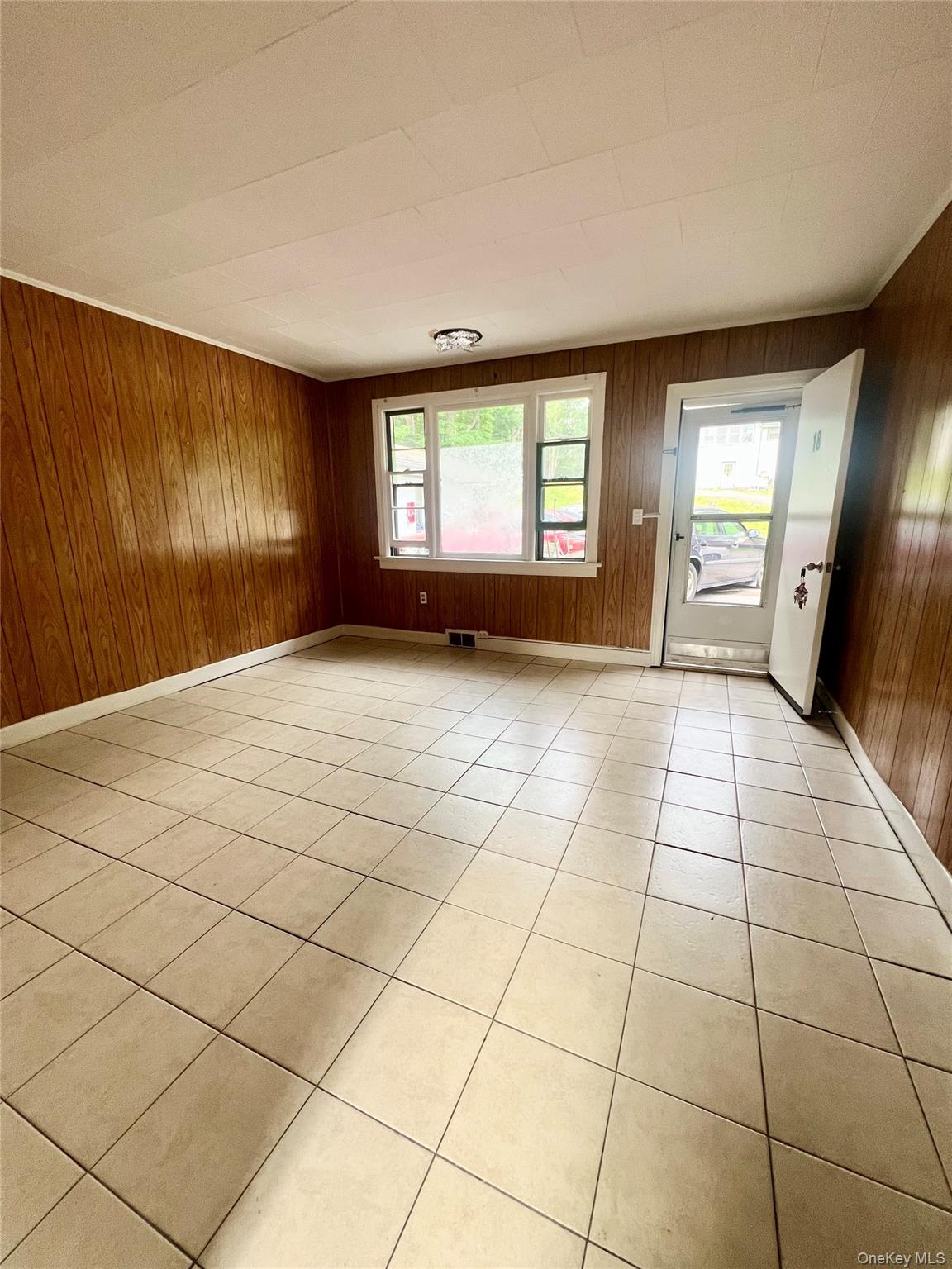 1612-1616-1616 Route 9W, Unit 18 photo 3