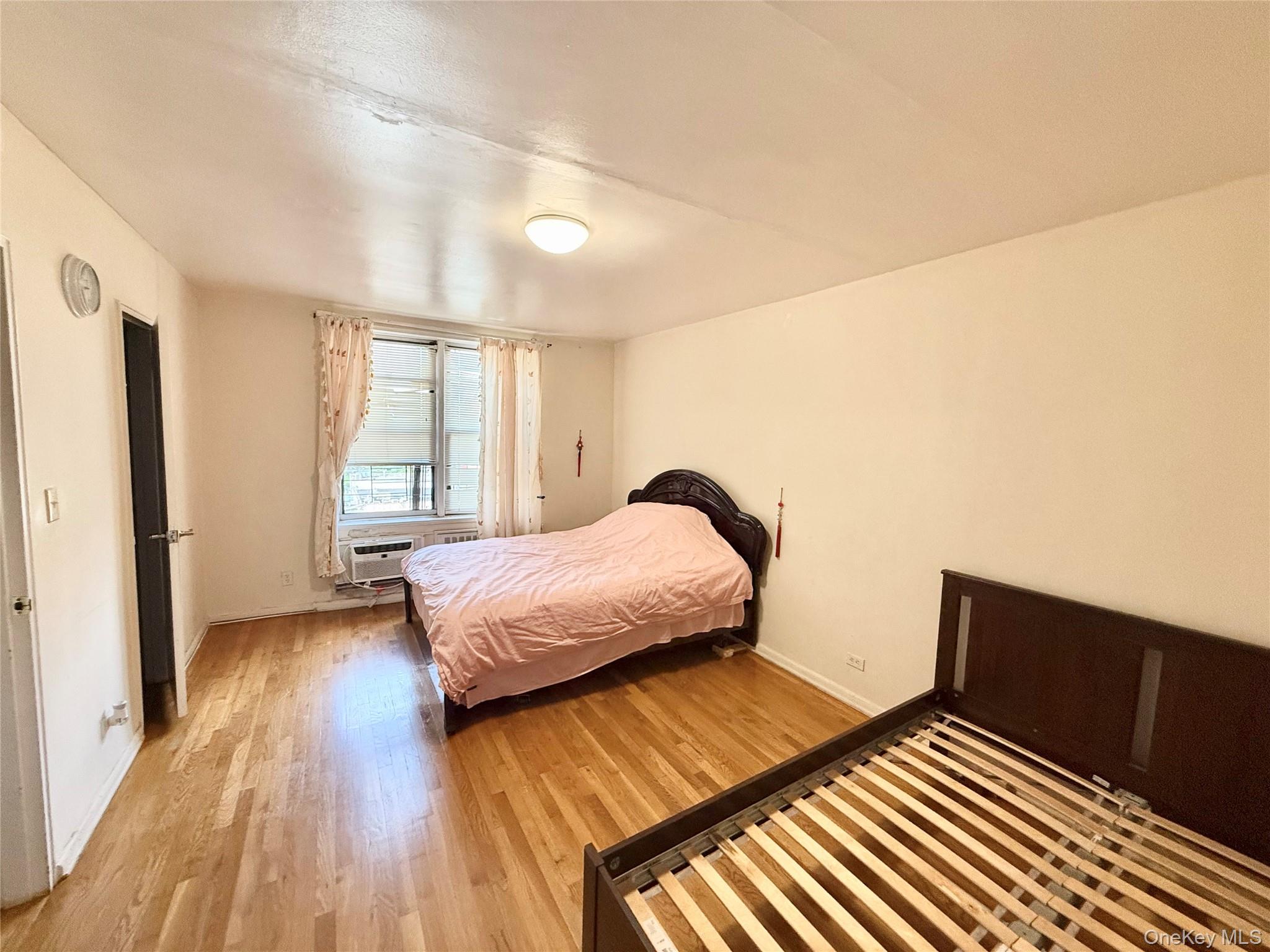 138-70 Elder Avenue, Unit 7G photo 8