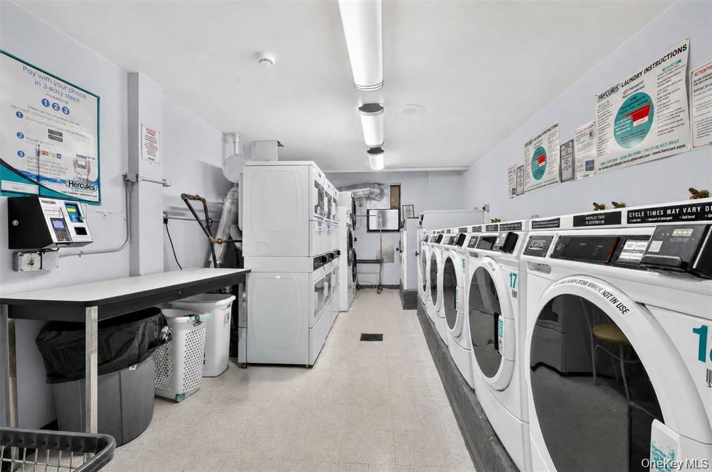 138-70 Elder Avenue, Unit 7G photo 13
