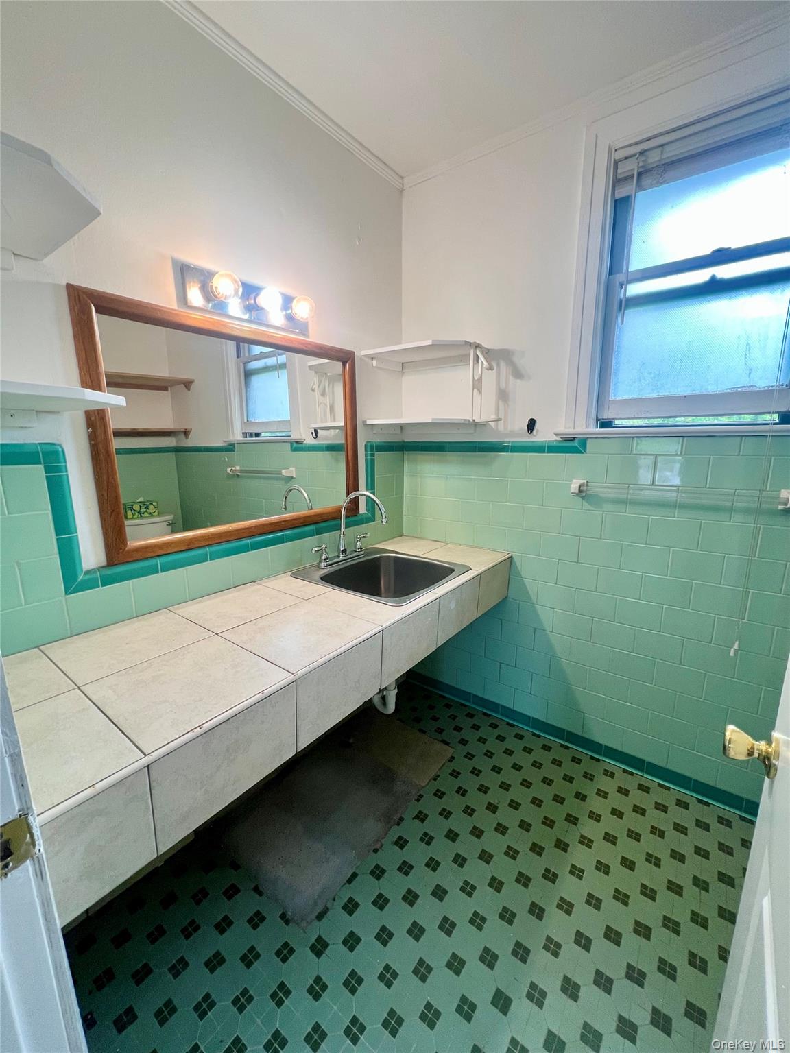 1612-1616-1616 Route 9W, Unit 17 photo 5