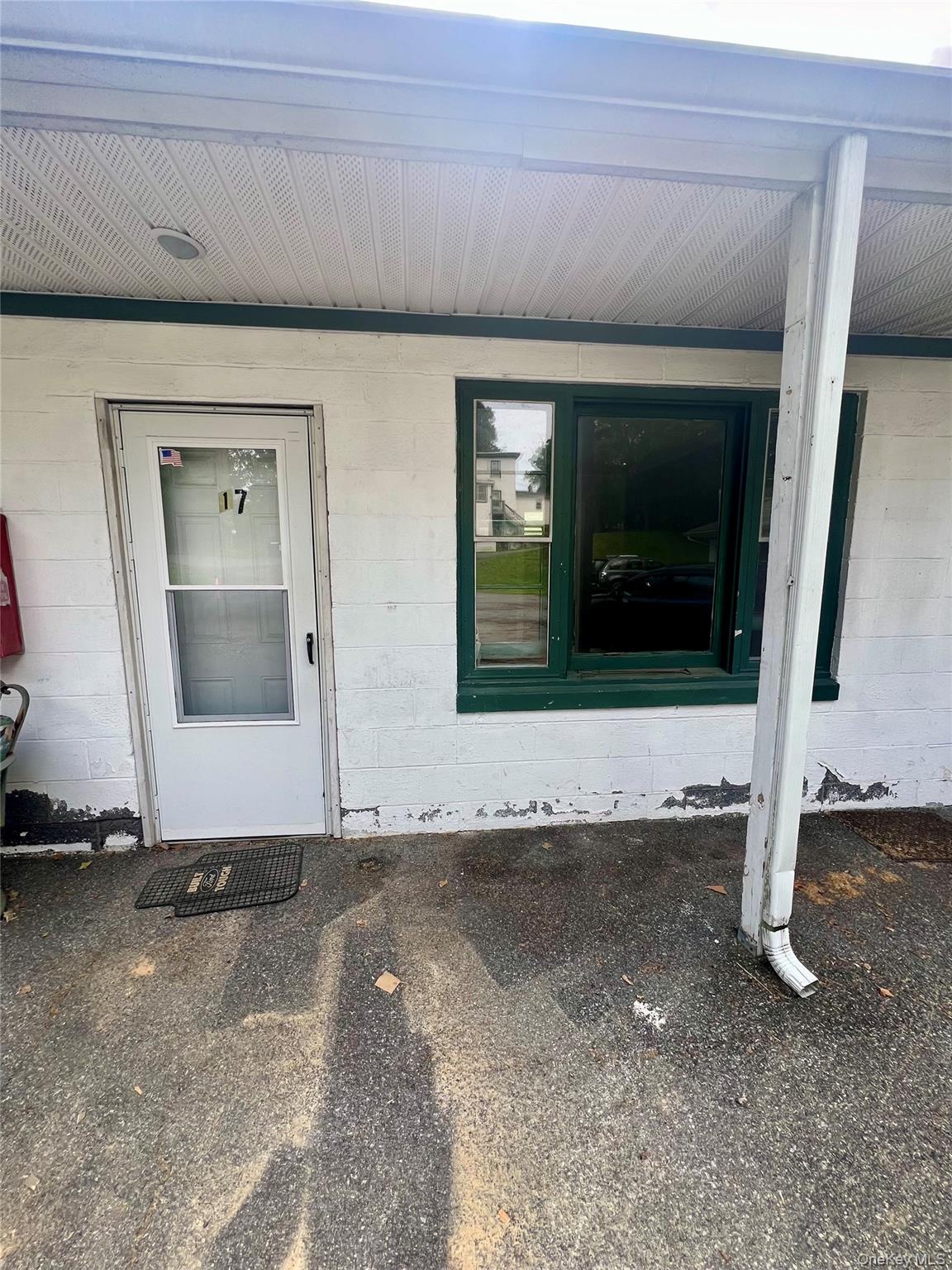 1612-1616-1616 Route 9W, Unit 17