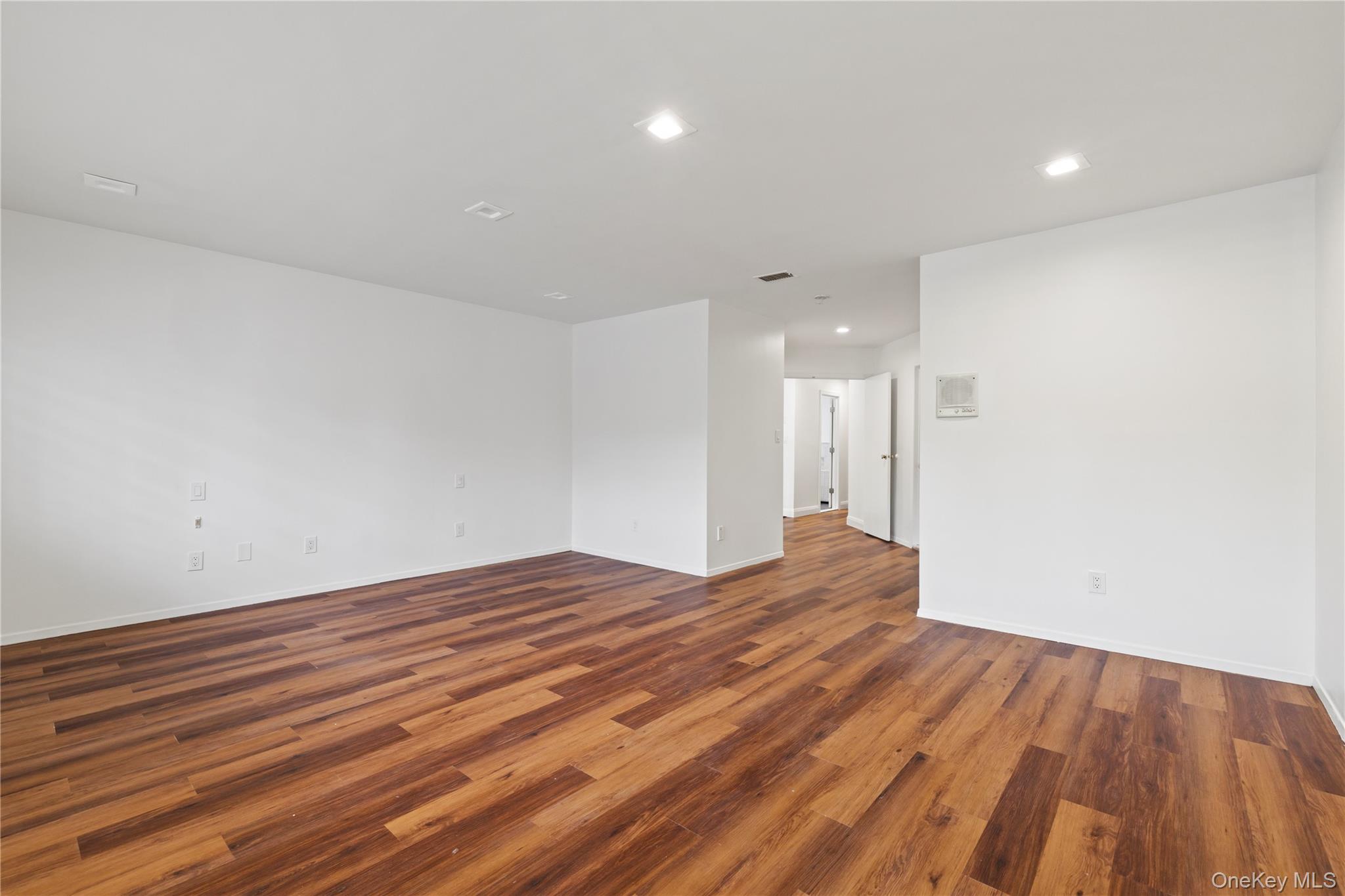 83 Foxwood Drive – For Sale photo 26