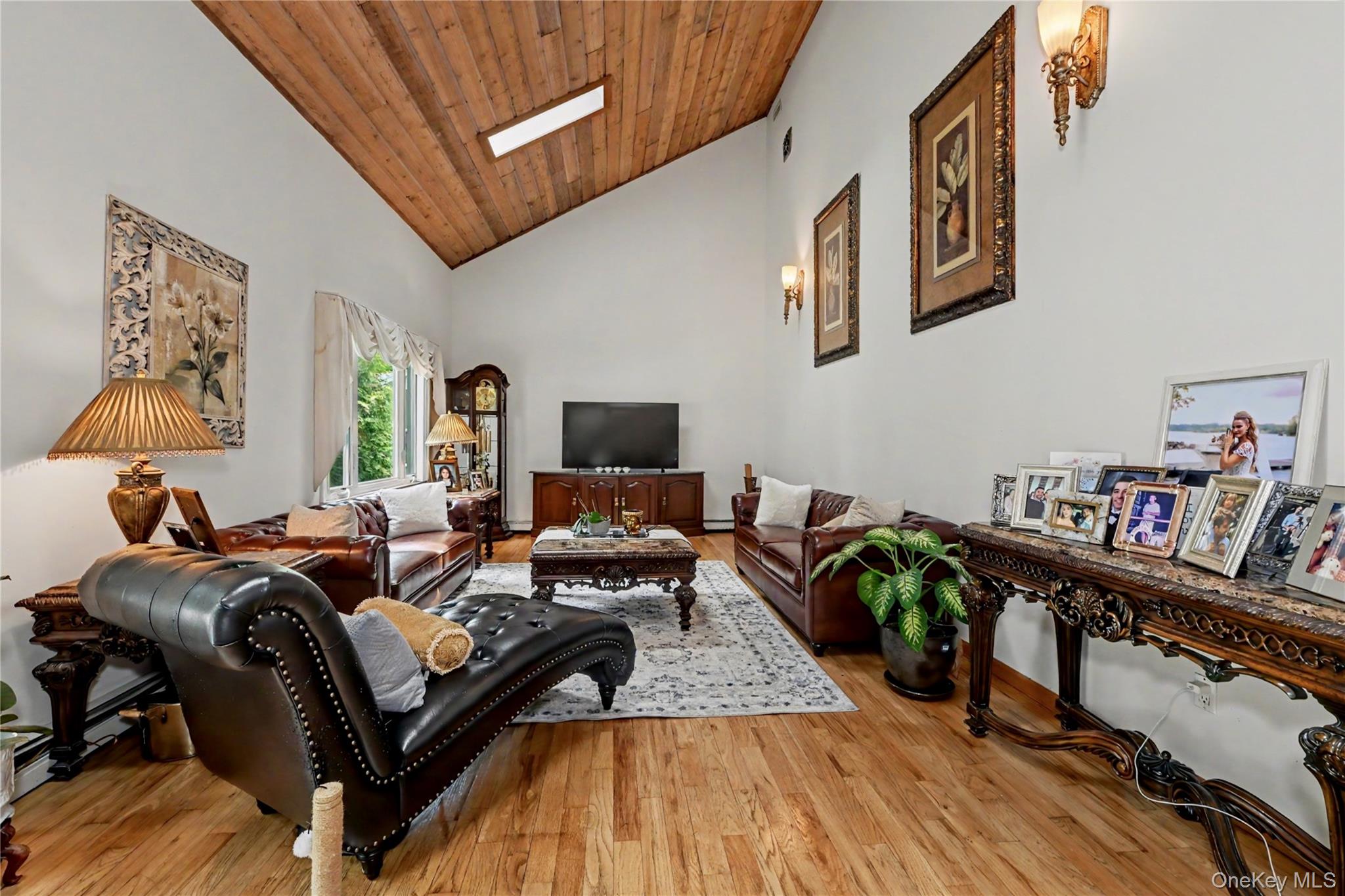 26 Mandy Lane – For Sale photo 35