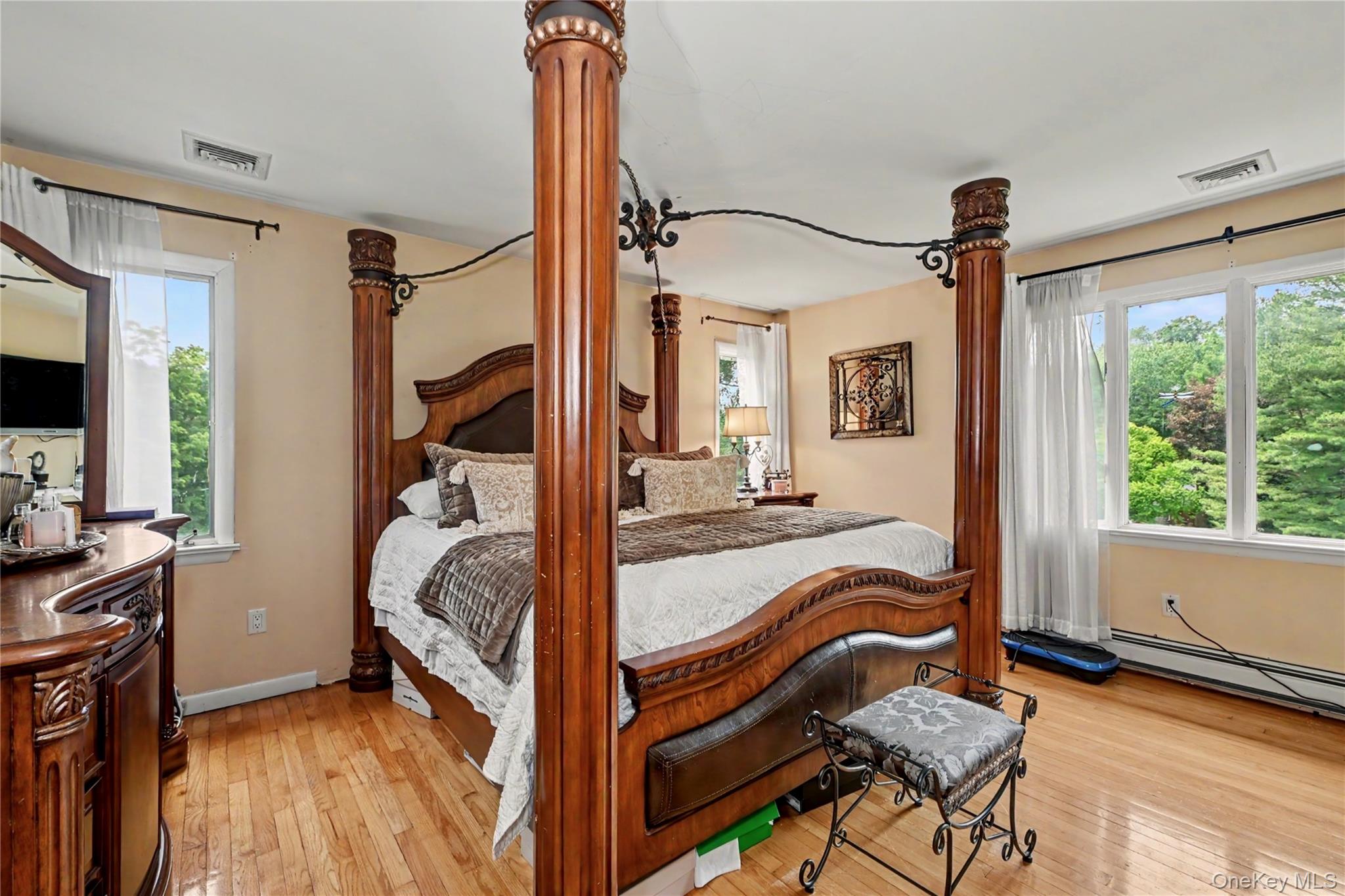 26 Mandy Lane – For Sale photo 12