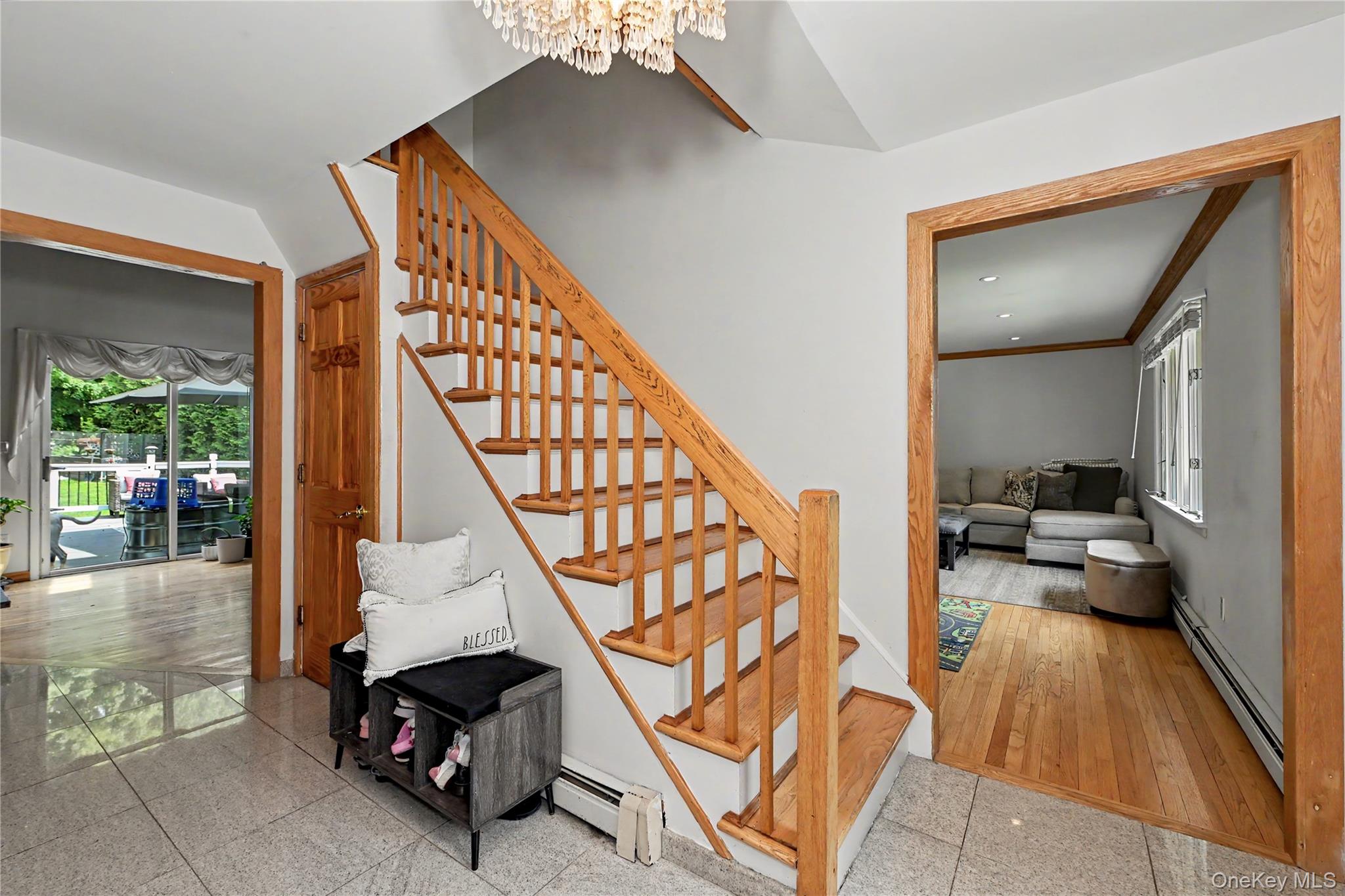 26 Mandy Lane – For Sale photo 2