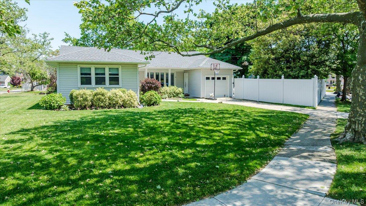 534 Allen Road – For Sale