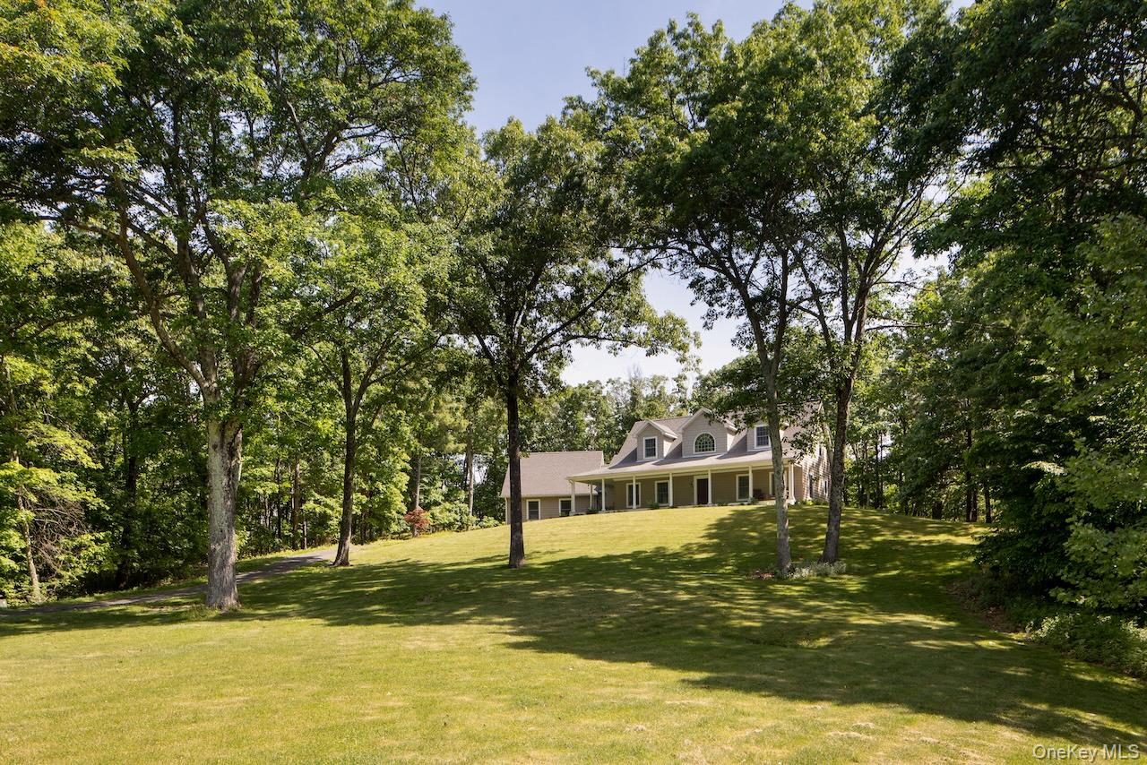 82 Maple Hill Lane – For Sale