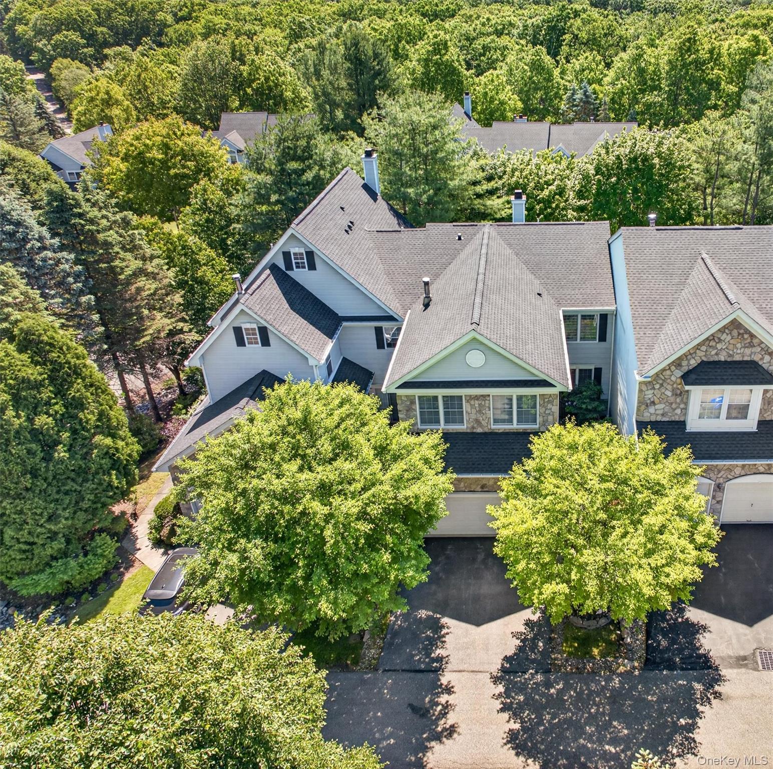 5 Holly Court – For Sale