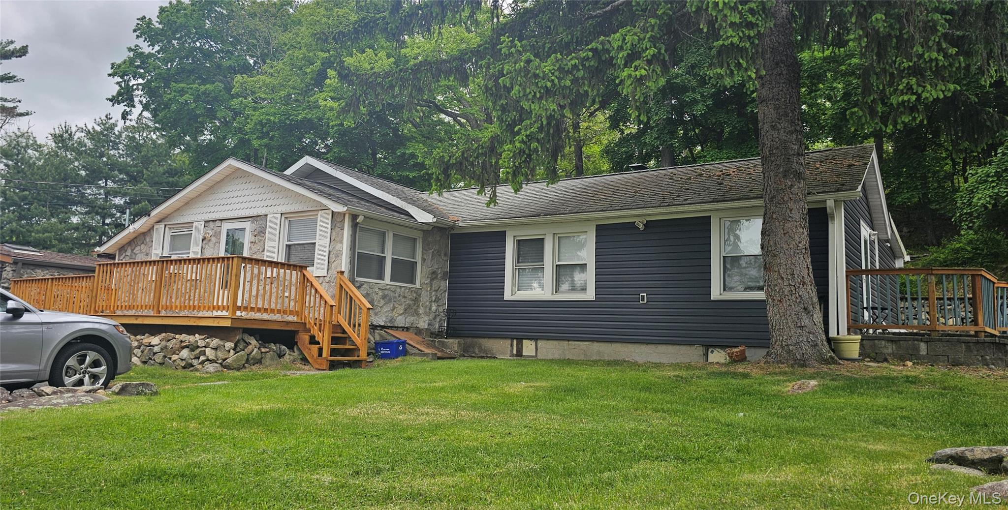 79 Buckberg Road – For Rent photo 2