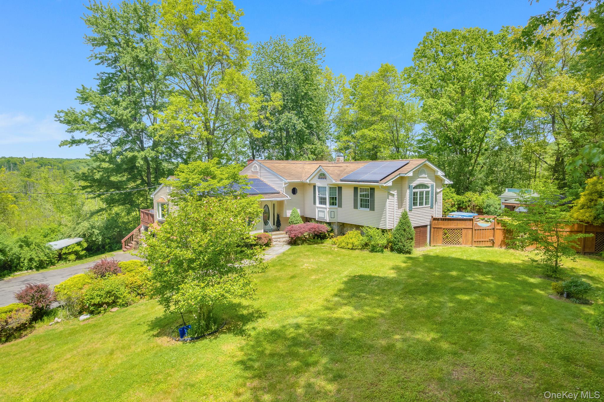 10 Eisgruber Park Lane – For Sale photo 6