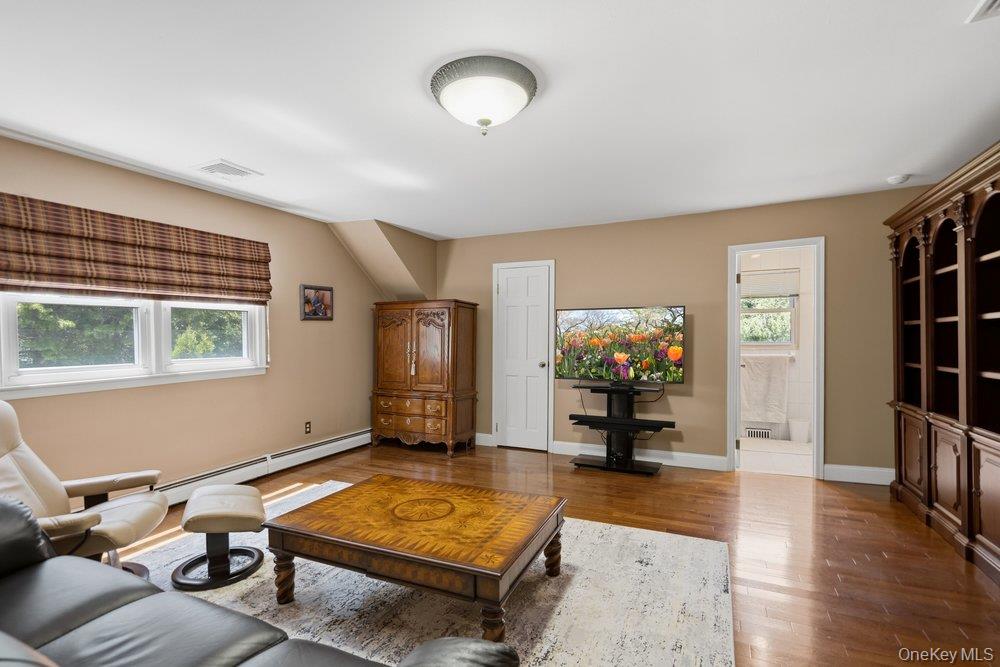 119 Plainview Road – For Sale photo 36