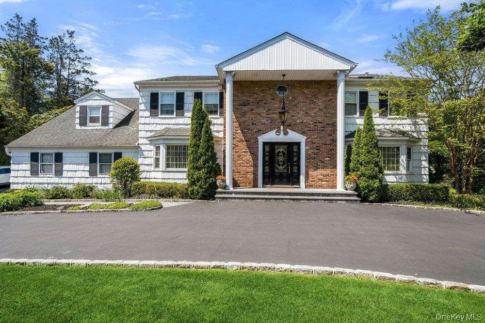 119 Plainview Road – For Sale