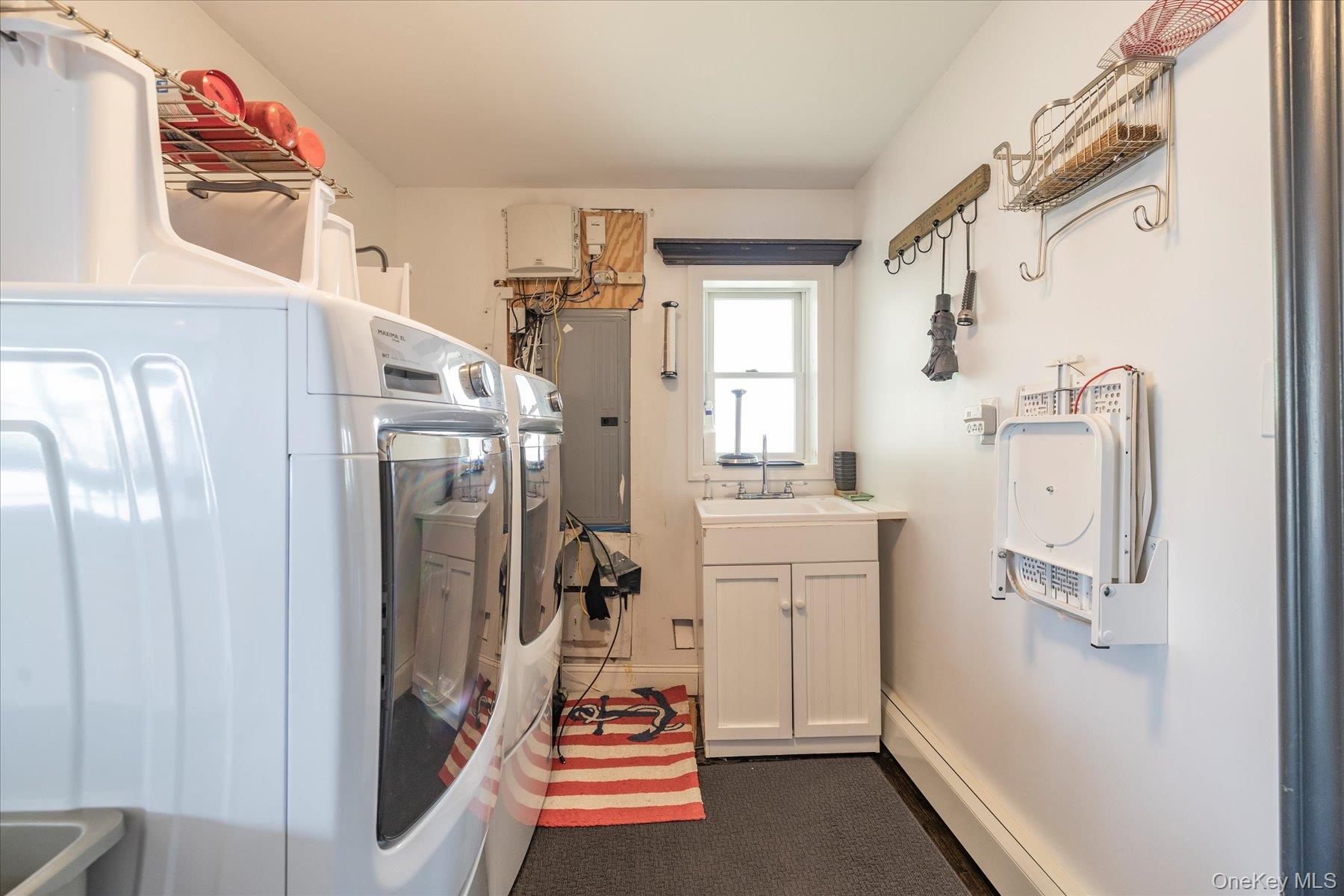 400 Roosevelt Avenue – For Sale photo 36