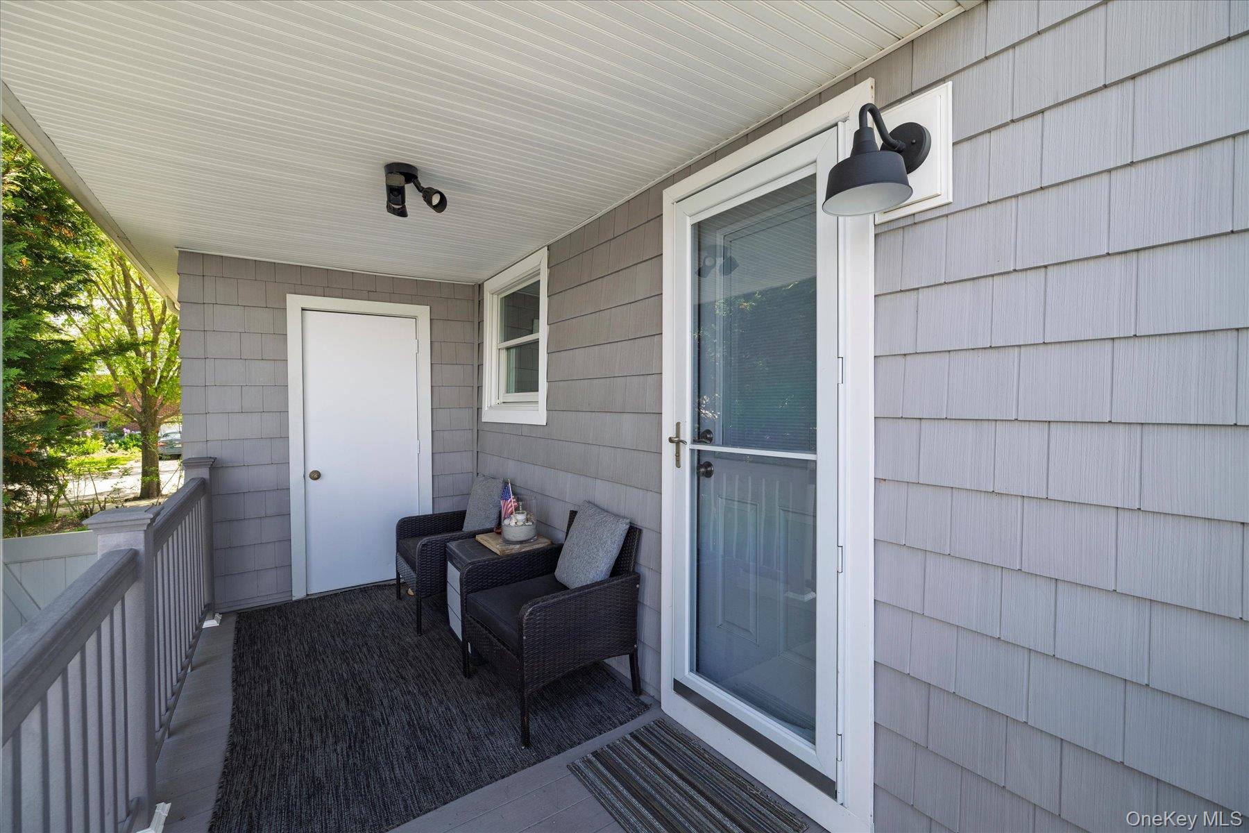400 Roosevelt Avenue – For Sale photo 9