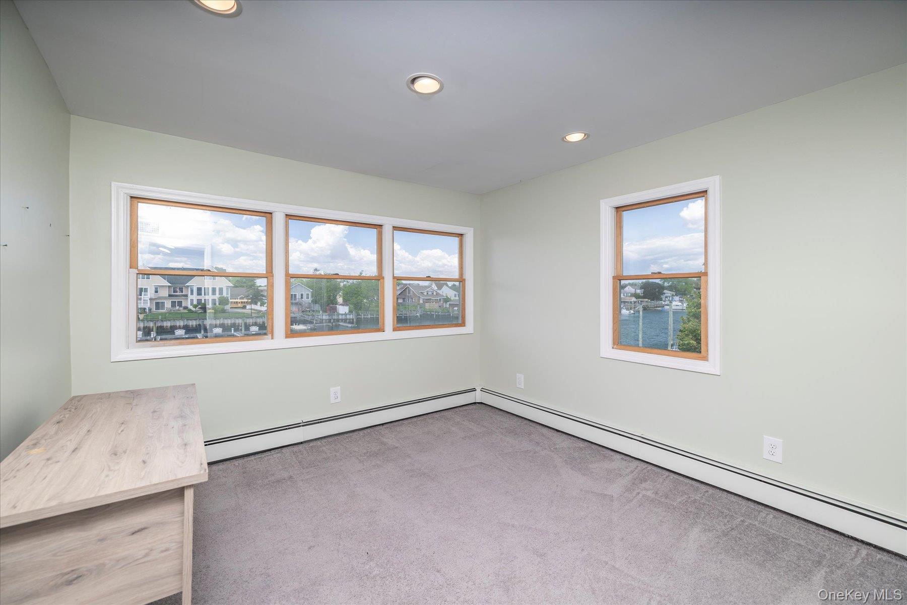 400 Roosevelt Avenue – For Sale photo 45