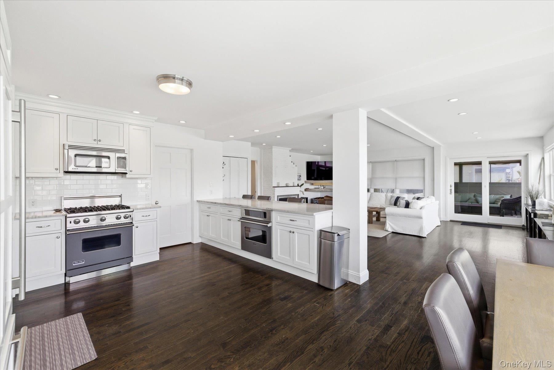 400 Roosevelt Avenue – For Sale photo 29