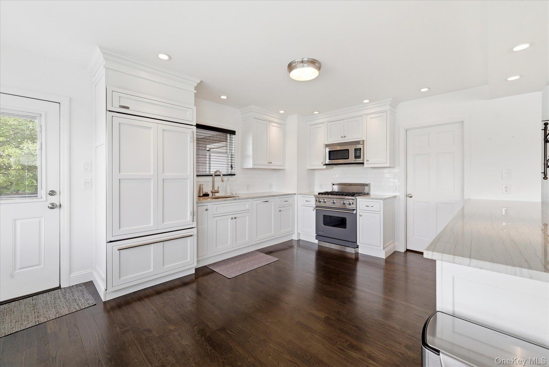 400 Roosevelt Avenue – For Sale photo 27