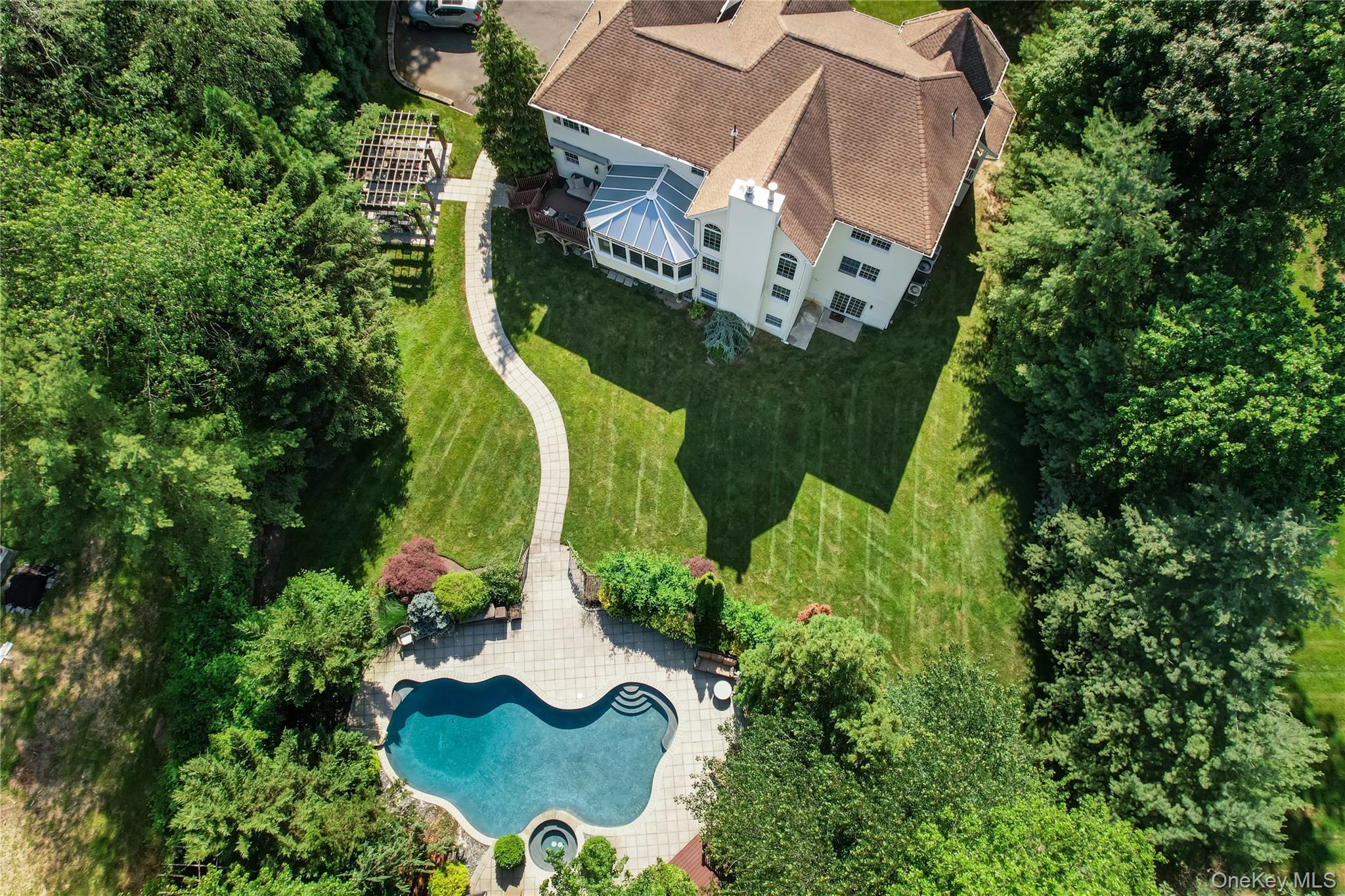 9 Ronwood Road – For Sale