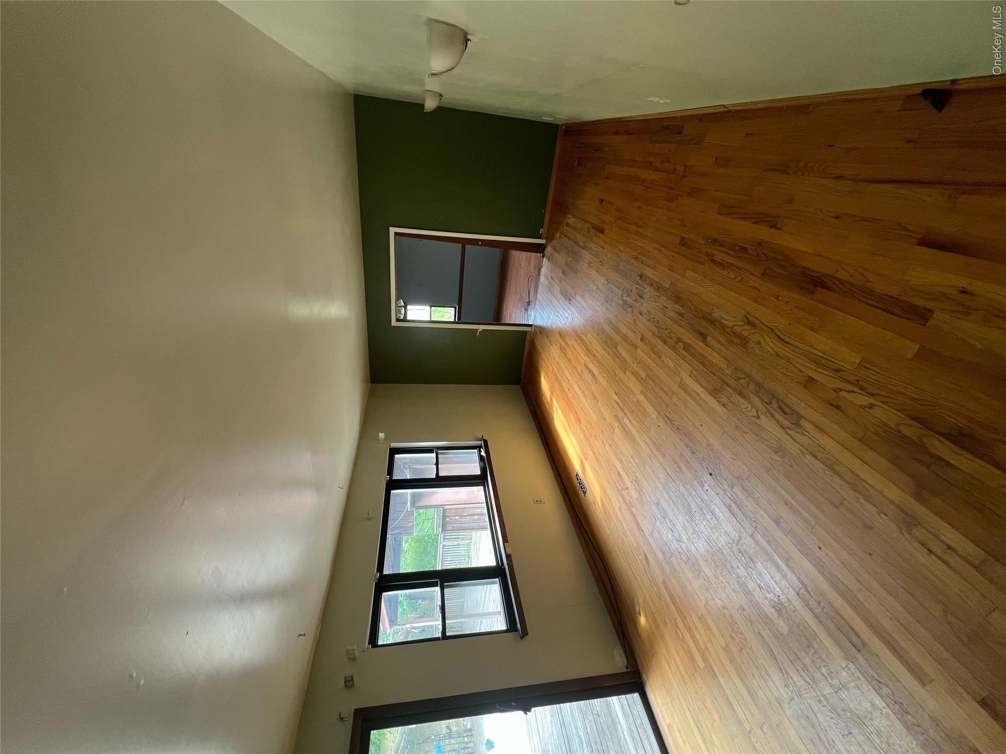 2 S Aspen Road – For Sale photo 2