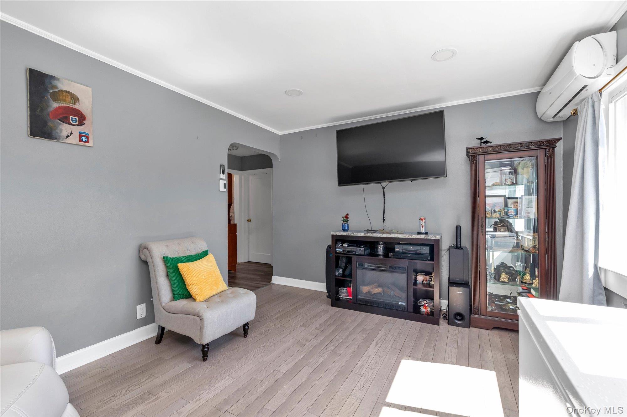 34 Newburgh Street – For Sale photo 3
