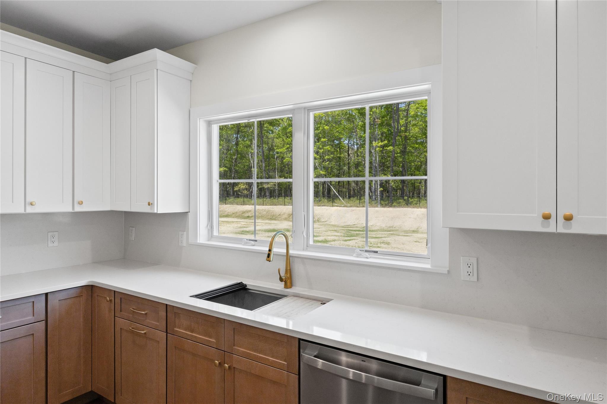 5 Jersey Avenue – For Sale photo 17