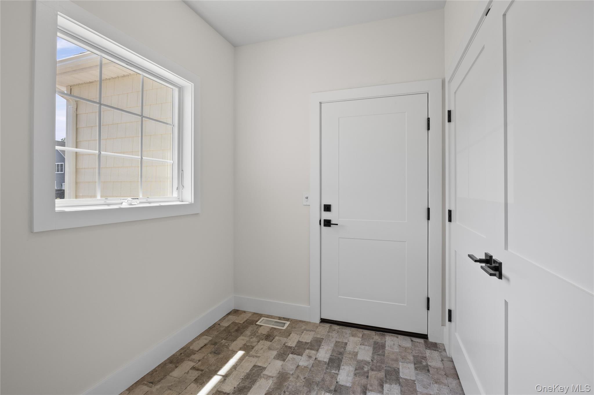 5 Jersey Avenue – For Sale photo 42