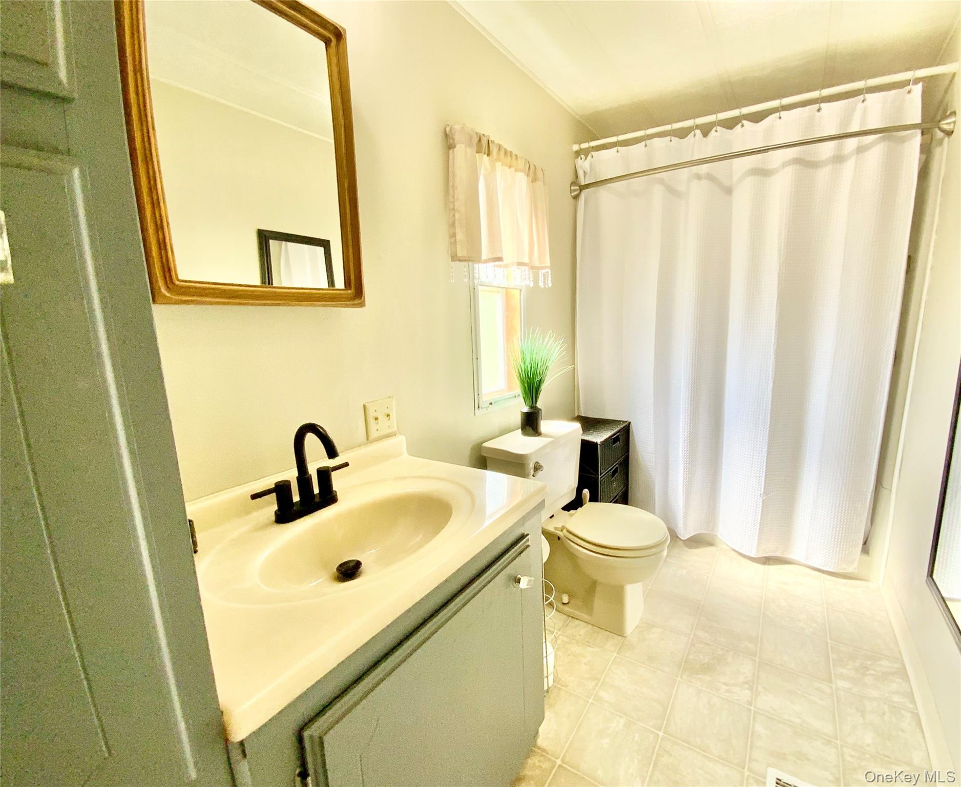 18 Cook Lane – For Sale photo 7