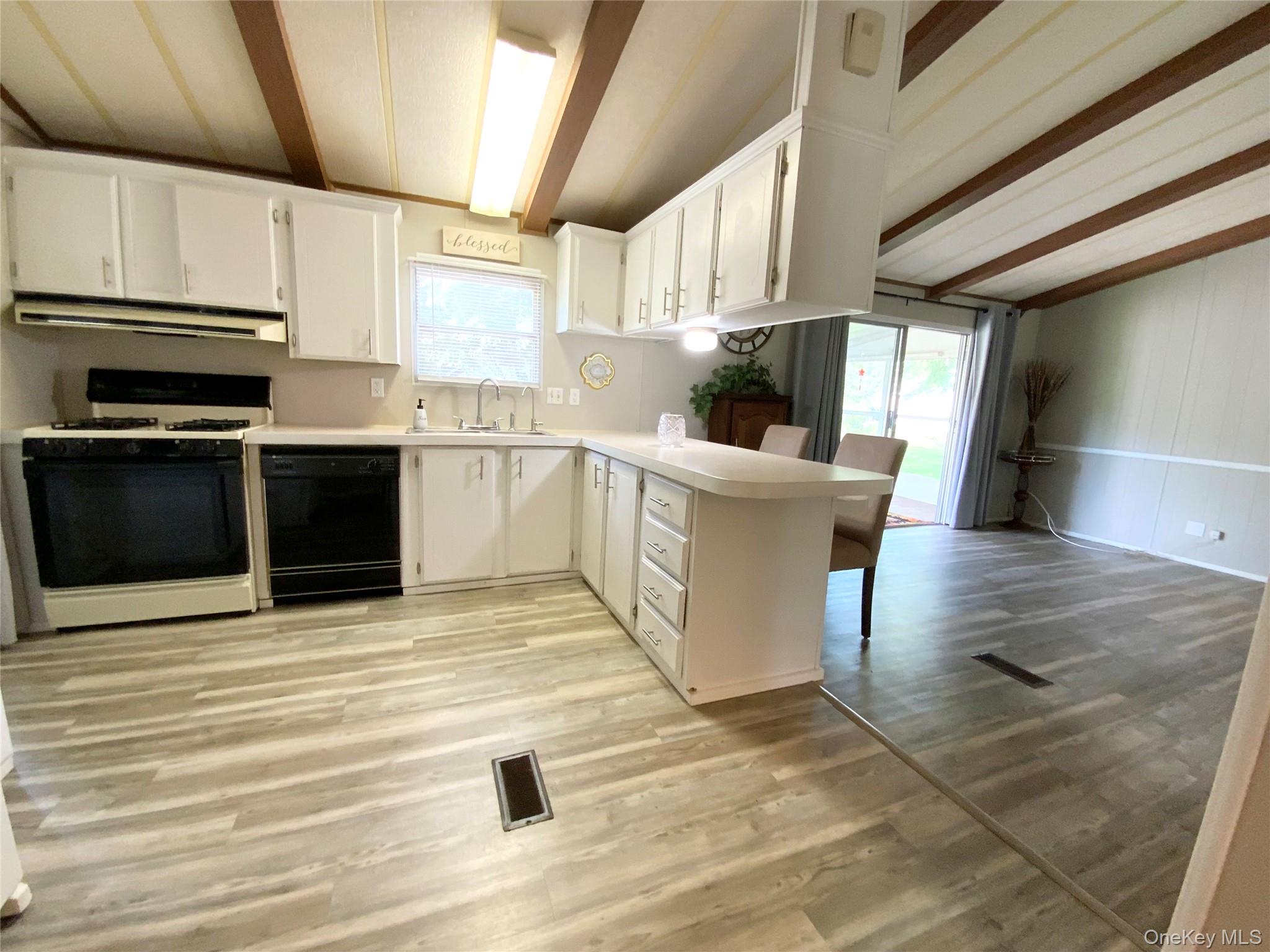 18 Cook Lane – For Sale photo 14