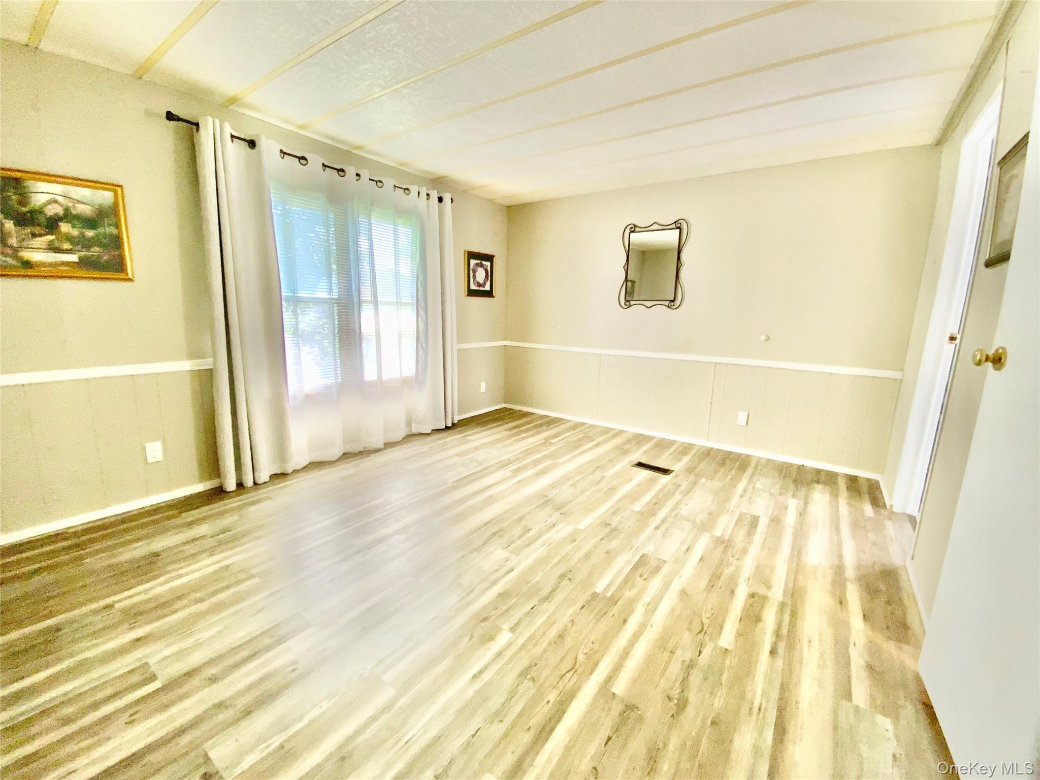 18 Cook Lane – For Sale photo 5