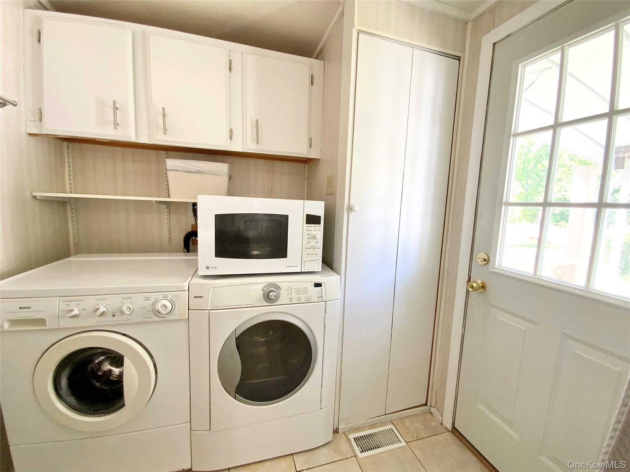 18 Cook Lane – For Sale photo 2