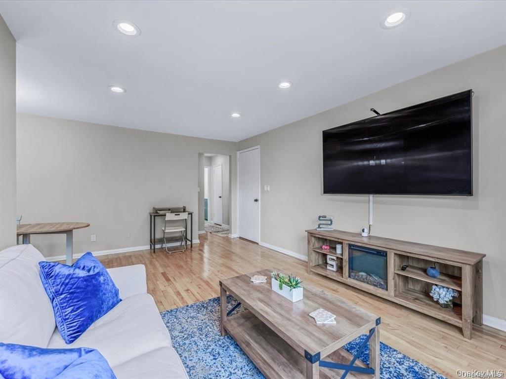 56 Edwards Street, Unit 2B photo 3