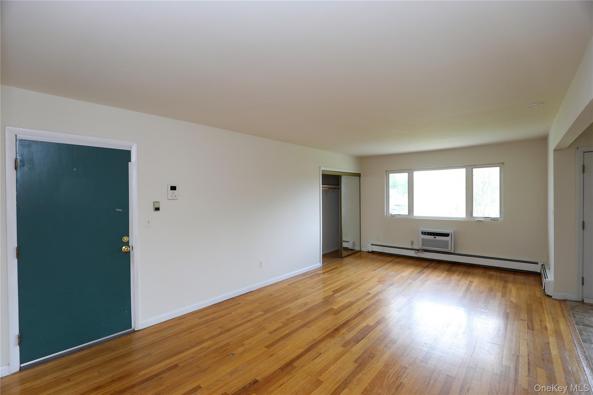 30 Lamb Avenue, Unit 5c photo 4