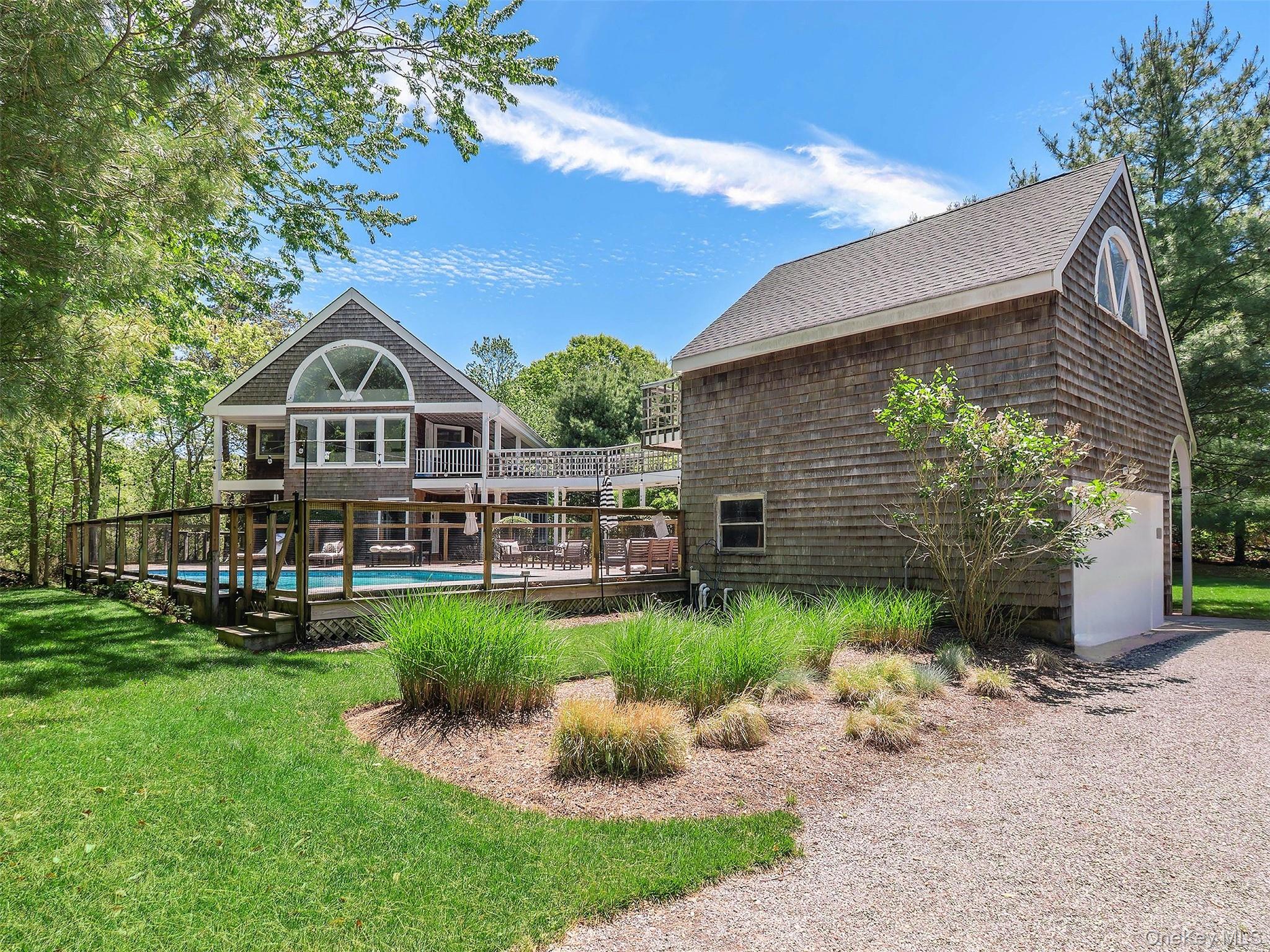 135 Old Meeting House Road – For Sale