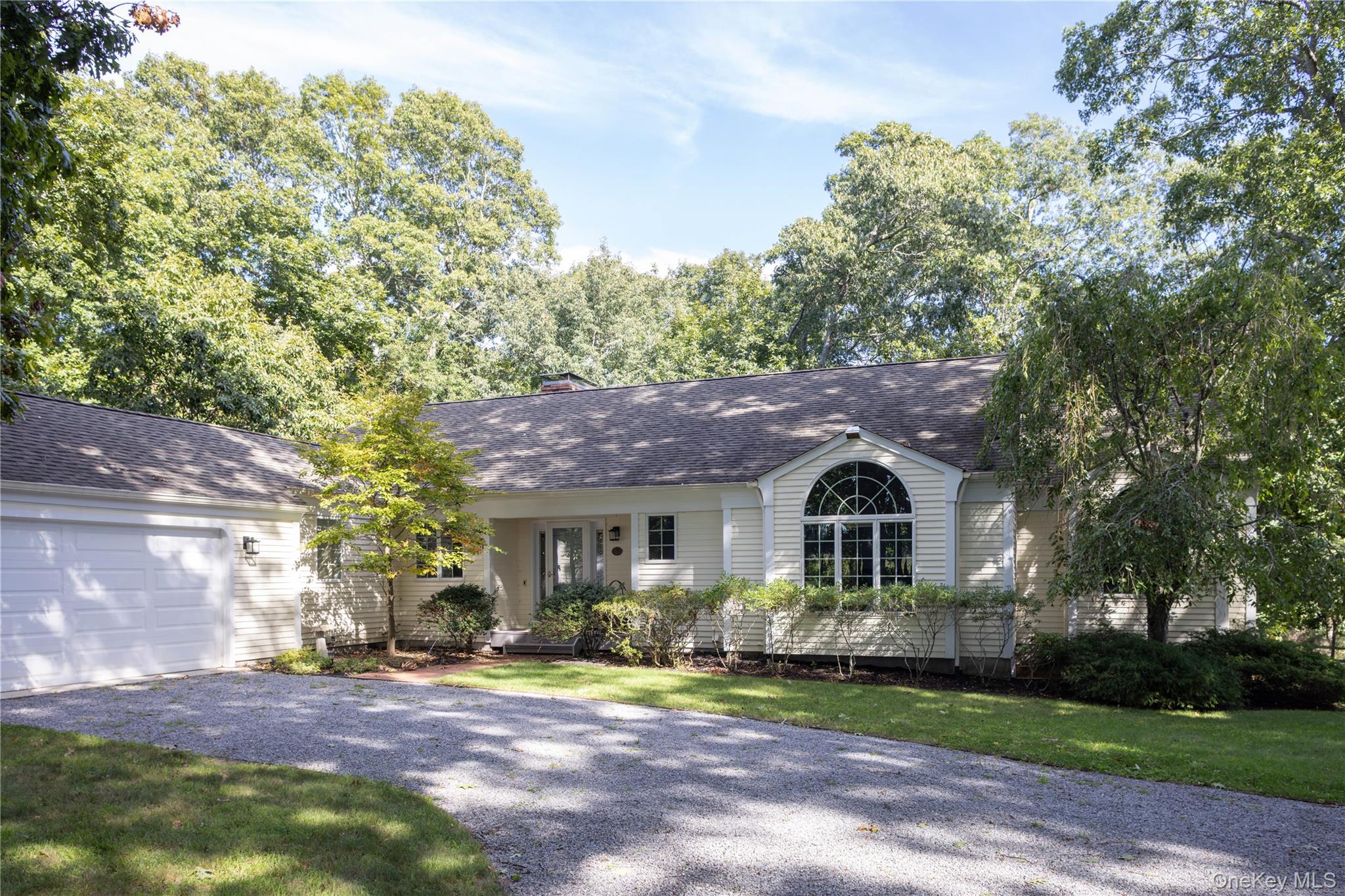 8579 New Suffolk Avenue – For Sale photo 2