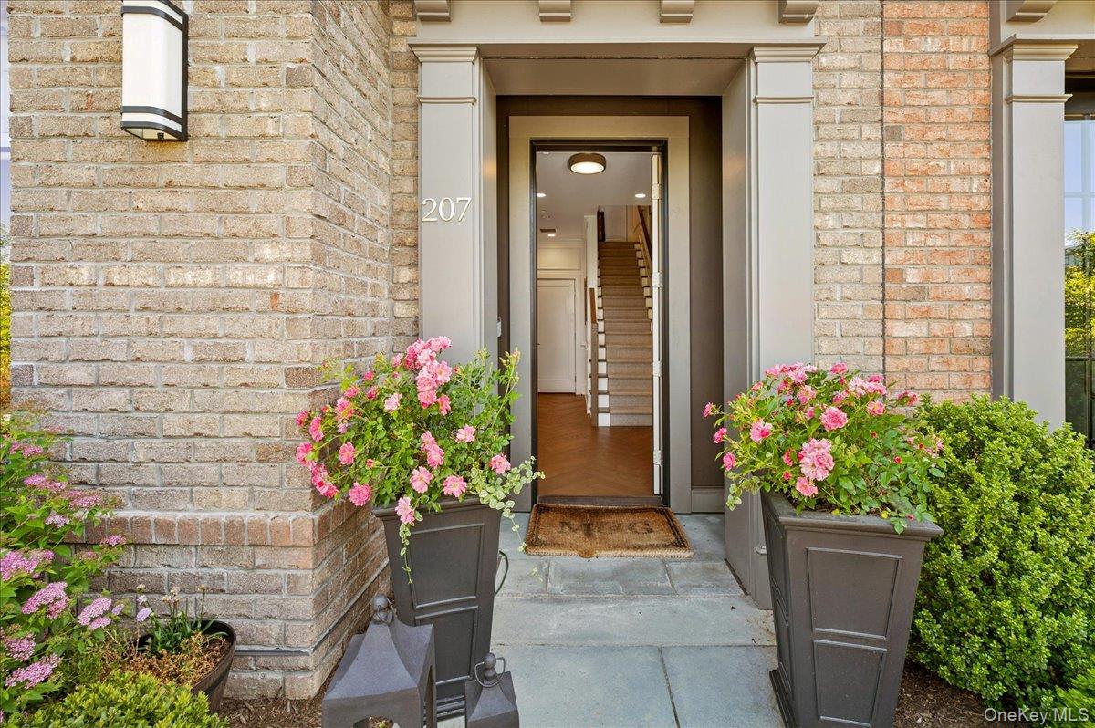 207 Palisades Boulevard – For Sale
