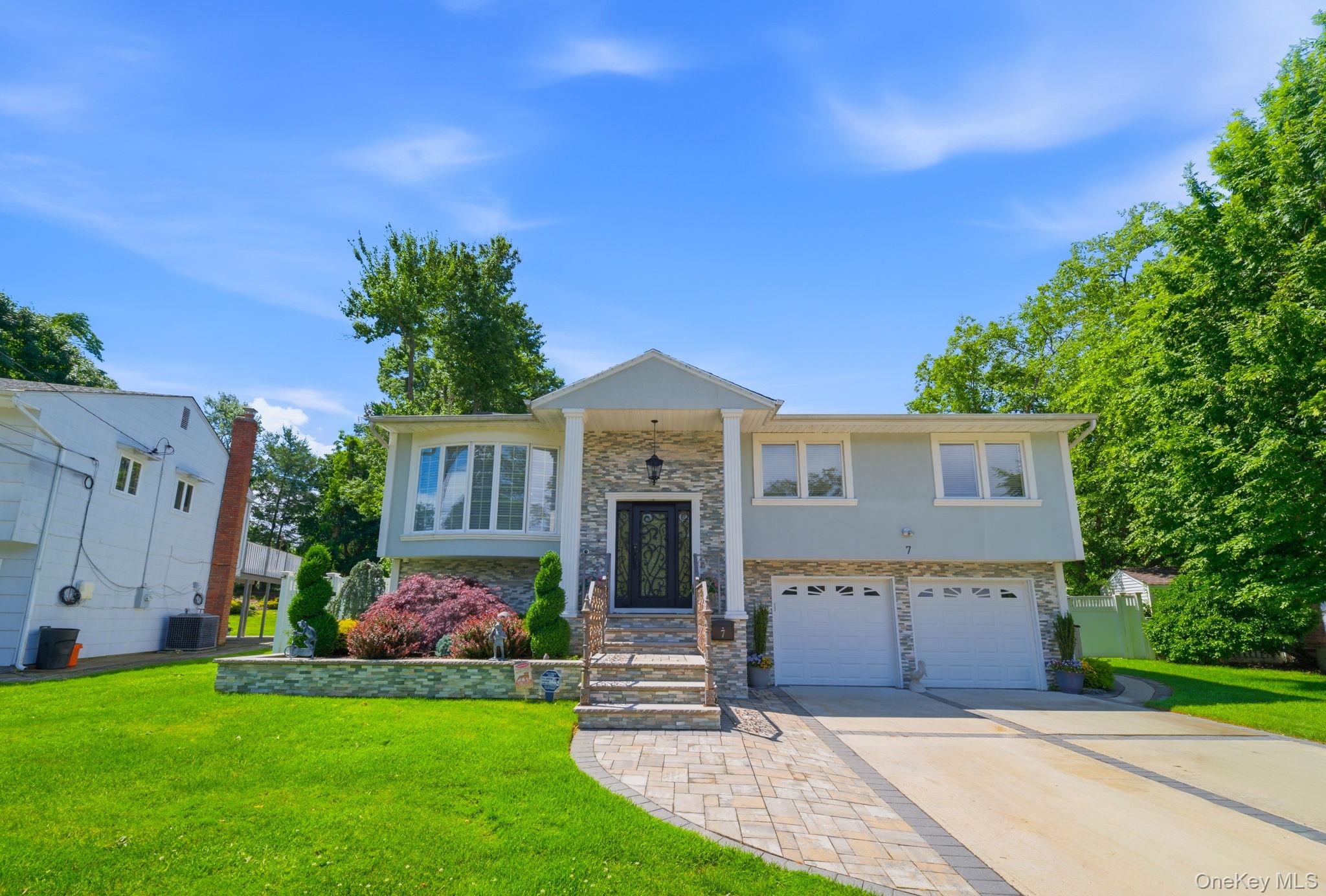 7 Dunhill Road – For Sale
