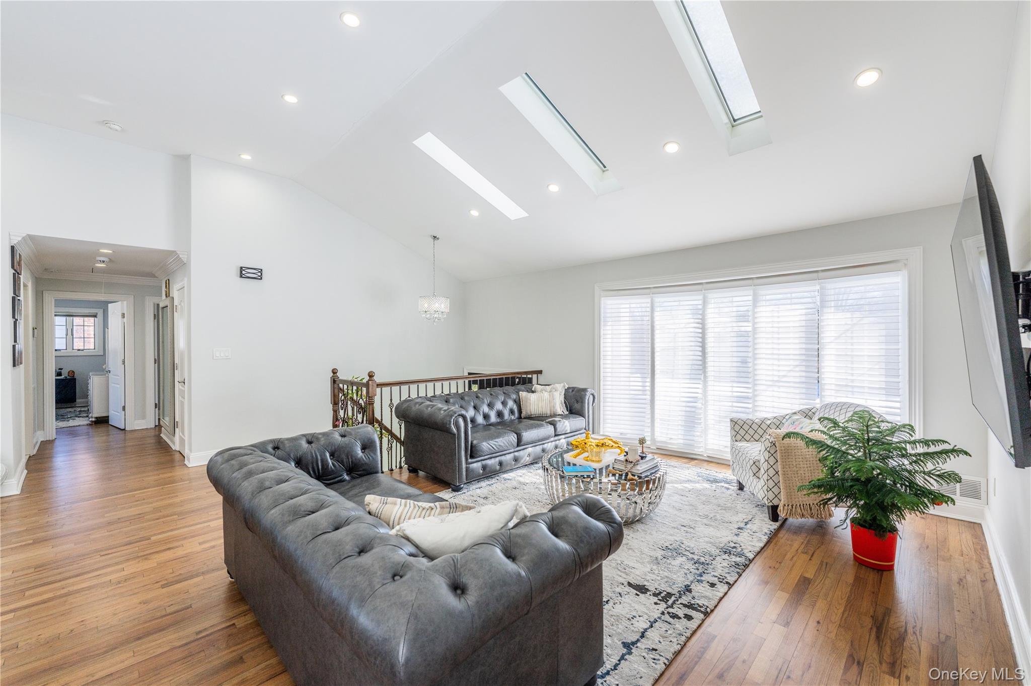 7 Dunhill Road – For Sale photo 5