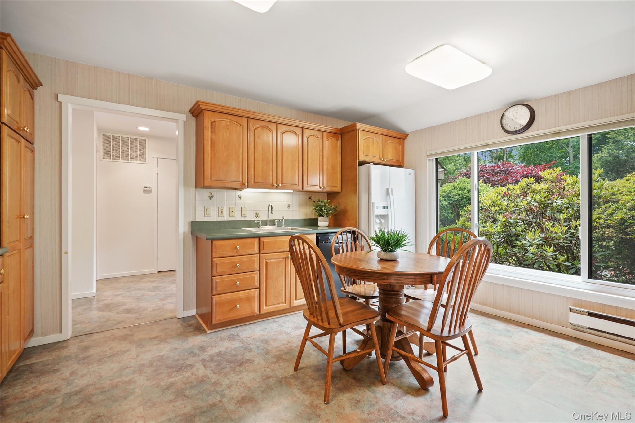 101 Heritage Hills Drive, Unit A photo 4