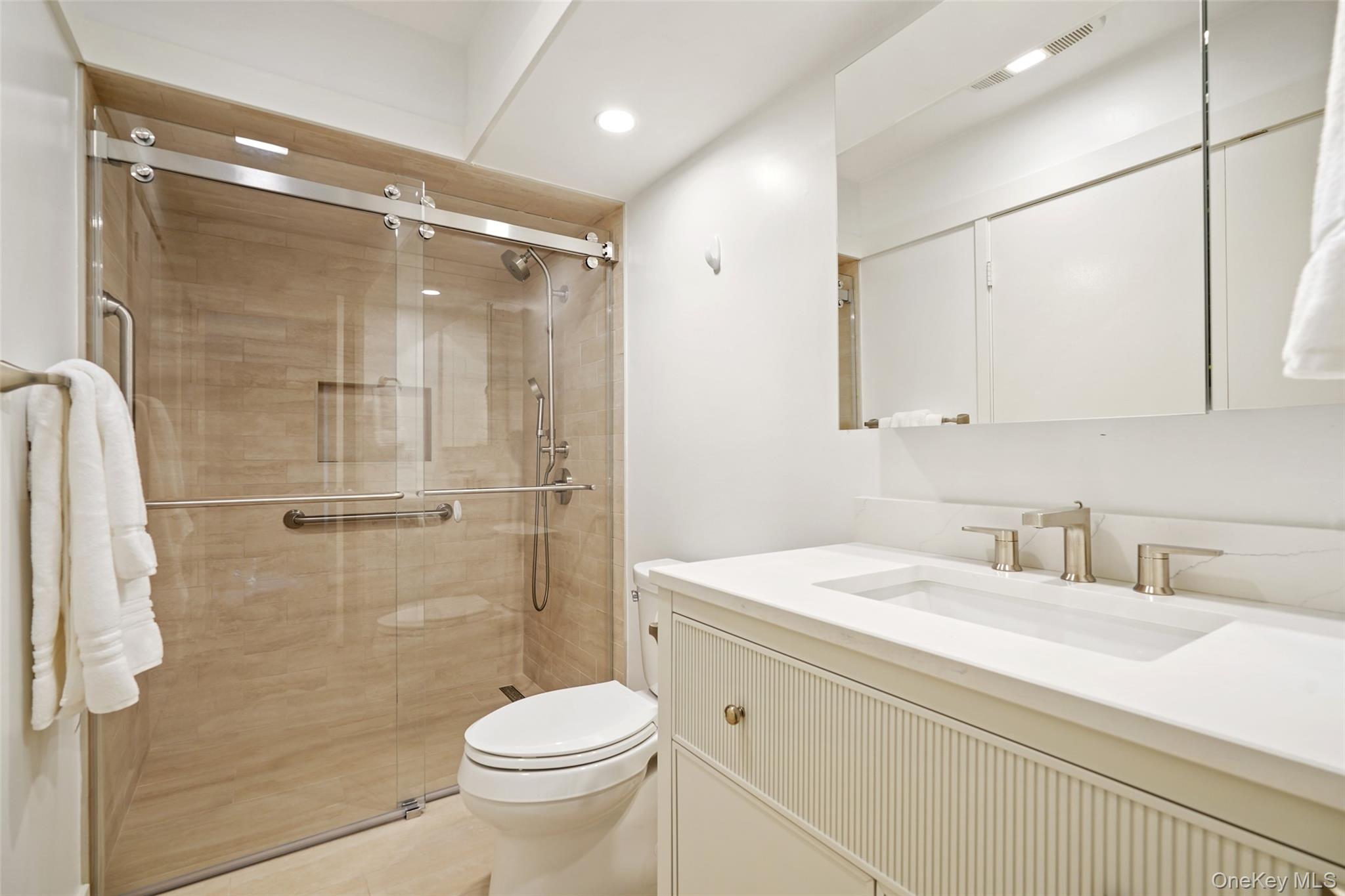 101 Heritage Hills Drive, Unit A photo 17
