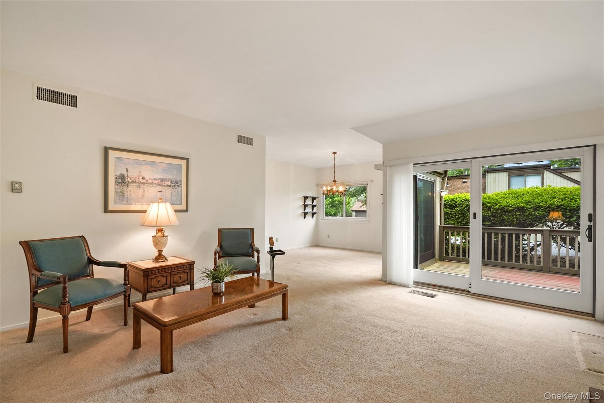 101 Heritage Hills Drive, Unit A photo 6