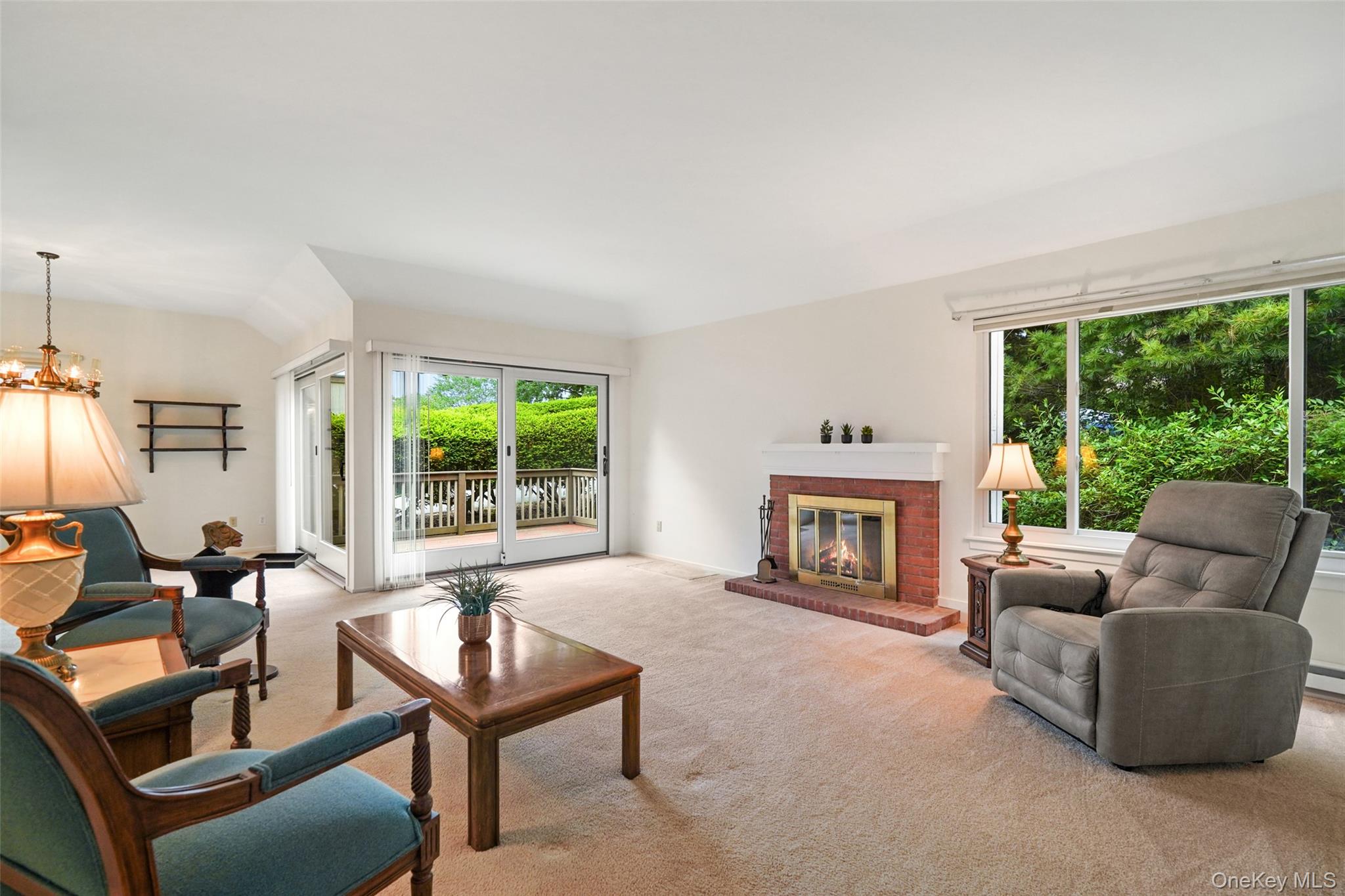 101 Heritage Hills Drive, Unit A photo 5